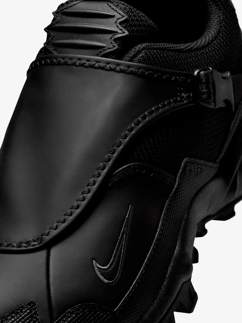 000000_Nike-ACG-Air-Phassad_TRIPLE-BLACK_HM7133-002_img4