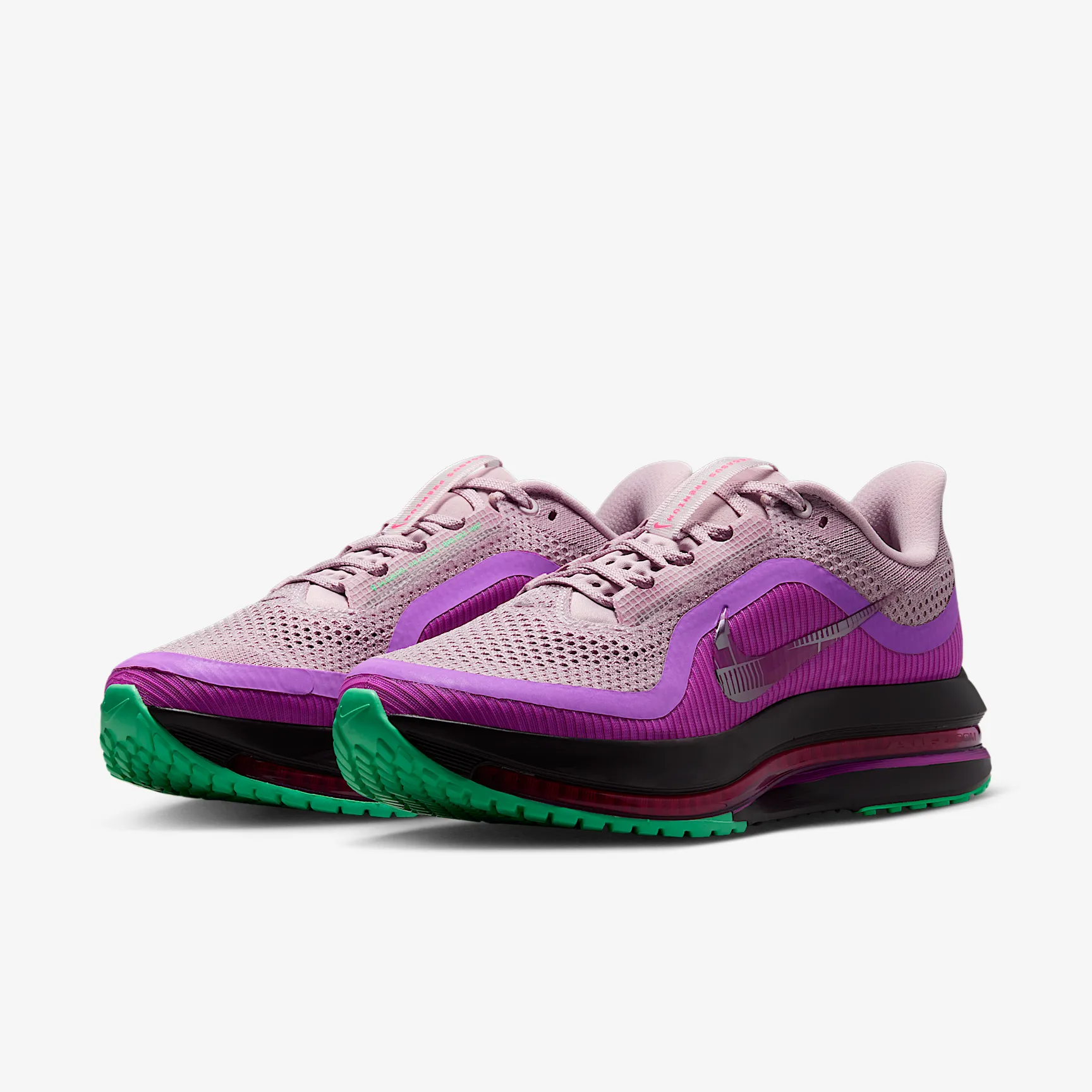A45CBC_Faith-Kipyegon-x-Nike-Pegasus-Premium-WMNS_PLUM-CHALK_II0602-500_img4