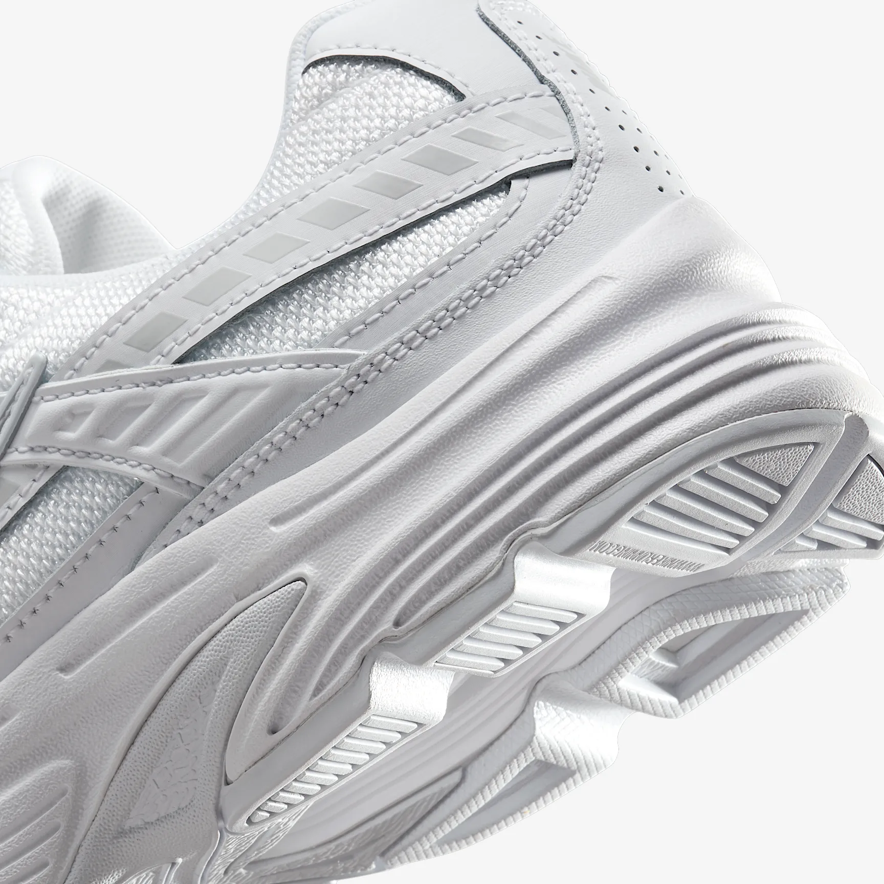 B6B2B3_Nike-Initiator-WMNS_WHITE_394053-100_img7