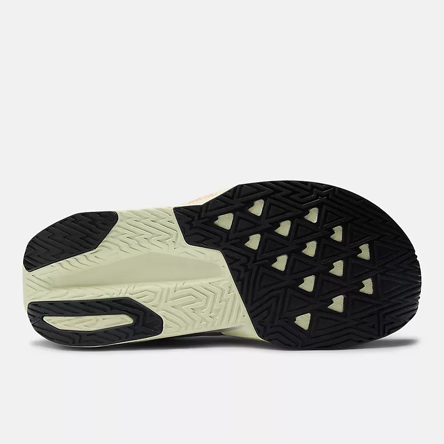 000000_New-Balance-FuelCell-Rebel-v5_RAINCLOUD-WHITE-MINERAL_WFCXLD5_img5