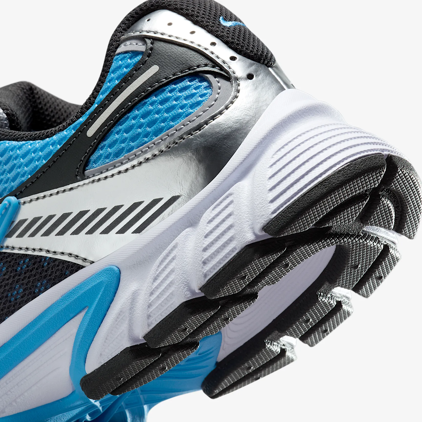 3098C6_Nike-V5-RNR-WMNS_UNIVERSITY-BLUE-BLACK_HQ7901-400_img7