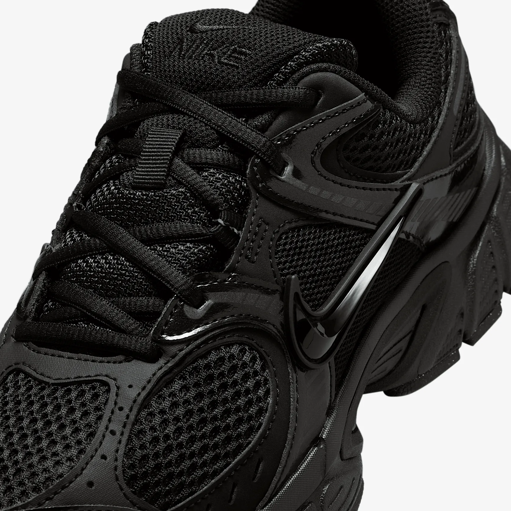 000000_Nike-V5-RNR-WMNS_BLACK-ANTHRACITE_HQ7901-001_img6