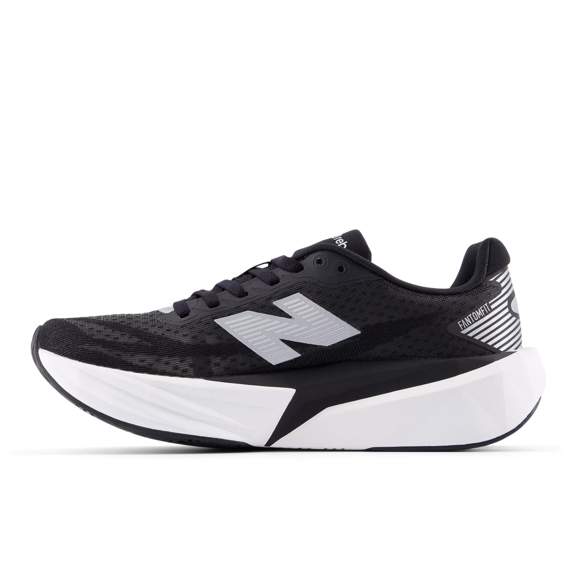 000000_New-Balance-FuelCell-Rebel-v5-WMNS_BLACK-WHITE_WFCXLK5_img2