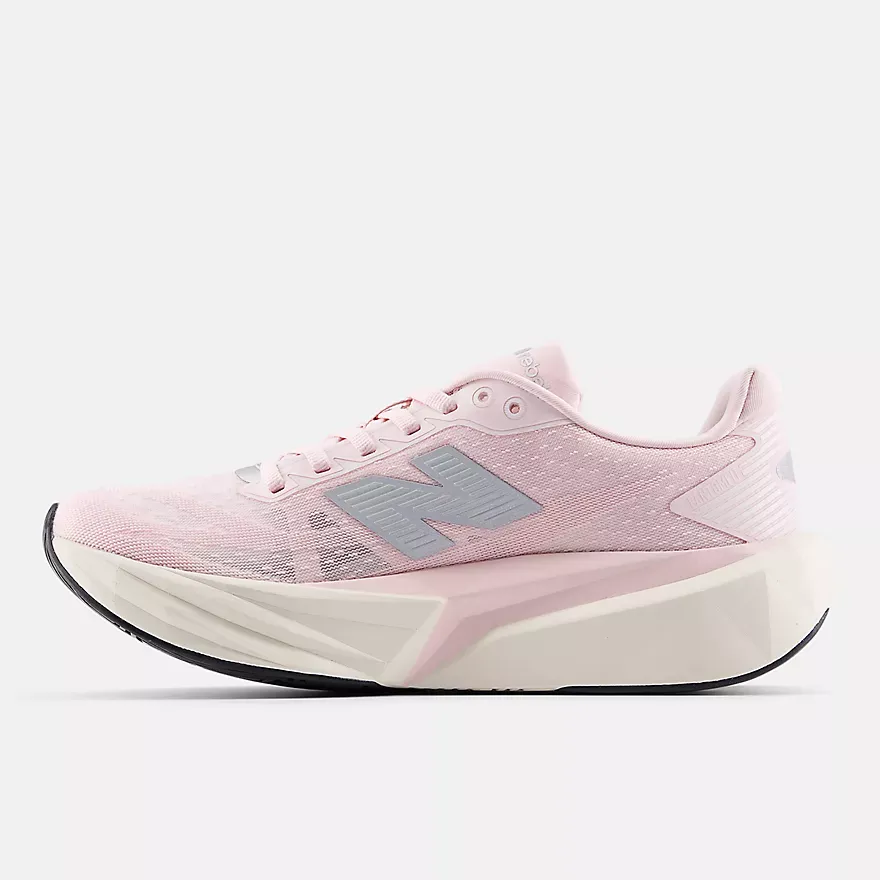 F5E8E8_New-Balance-FuelCell-Rebel-v5-WMNS_PINK-GRANITE_WFCXLI5_img2