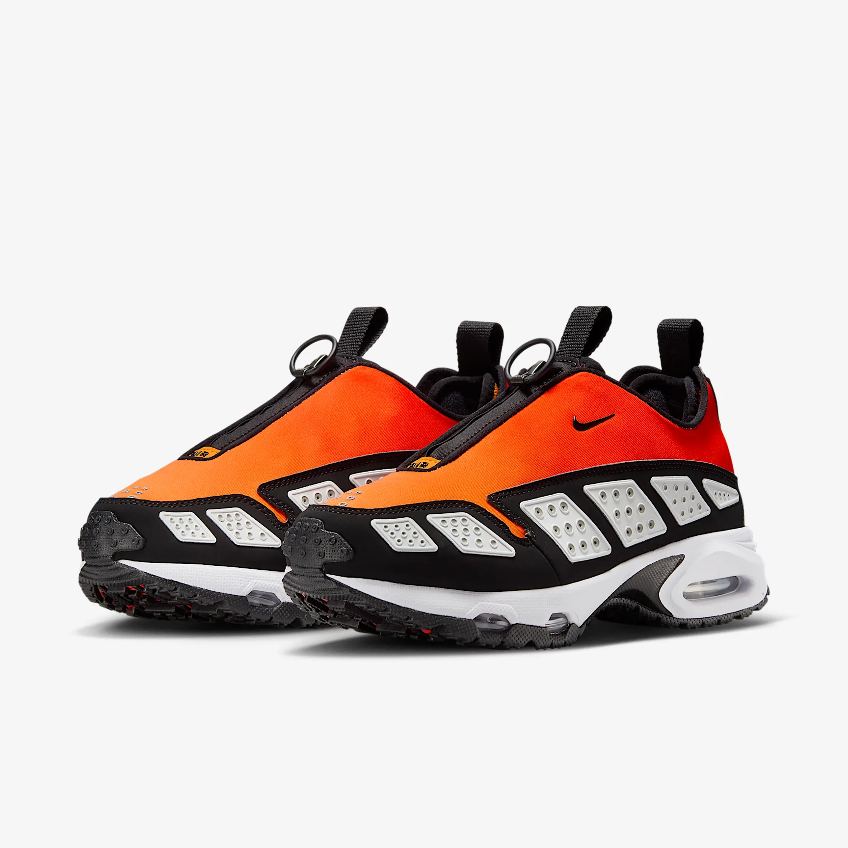 EC2007_Nike-Air-Max-SNDR_BRIGHT-CRIMSON_HJ8080-600_img4