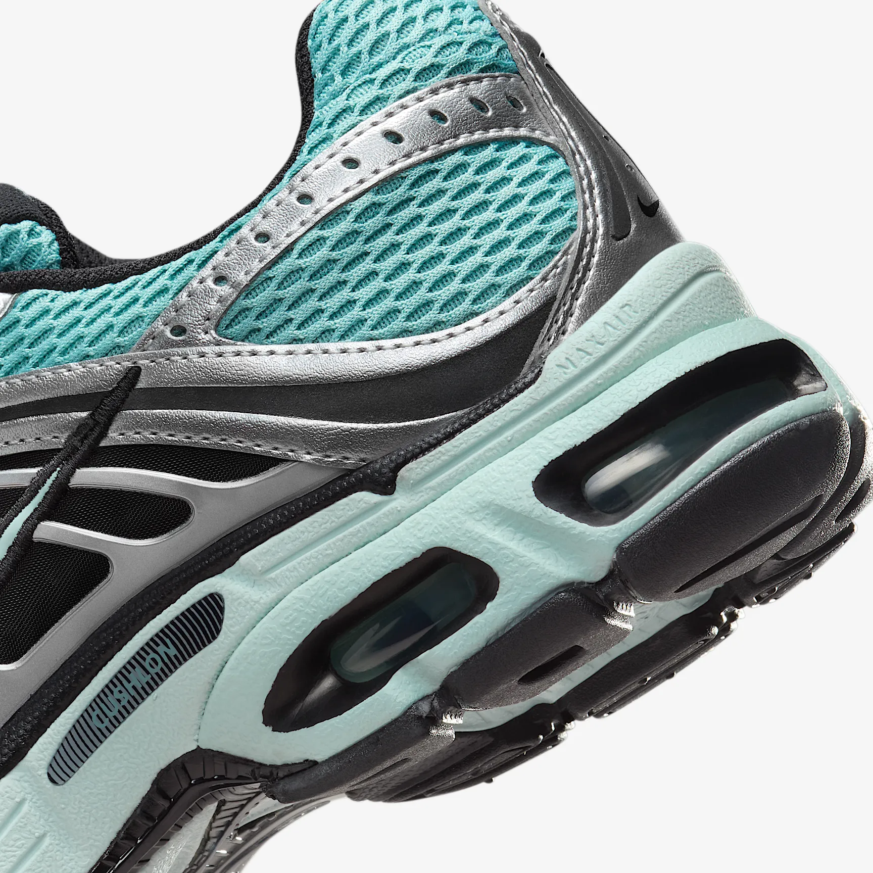 A2CFD2_Nike-Air-Max-Moto-2K_CANNON_HQ2056-006_img7