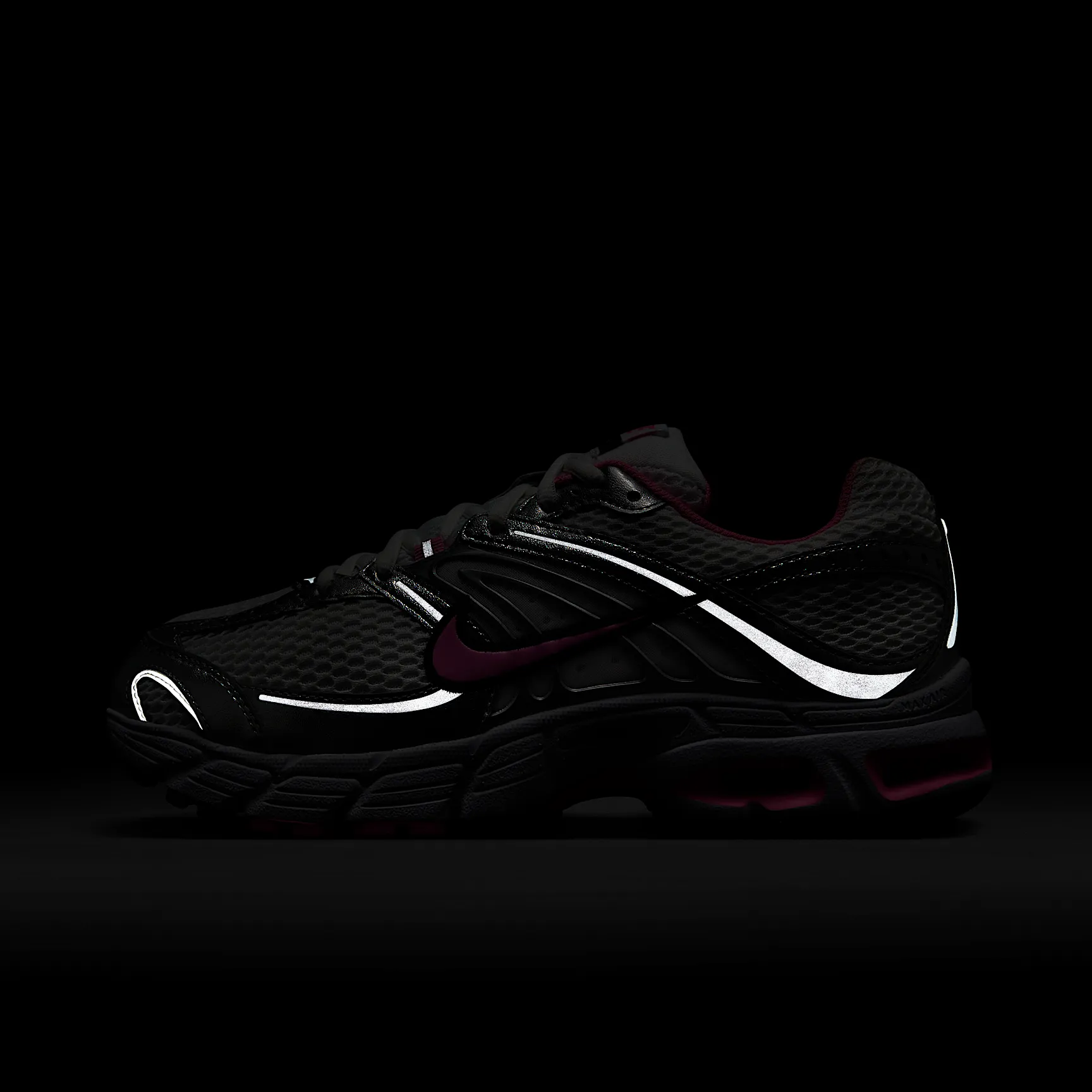 DC8FAE_Nike-Air-Max-Moto-2K-WMNS_PINK-SPELL_HQ2056-101_img8