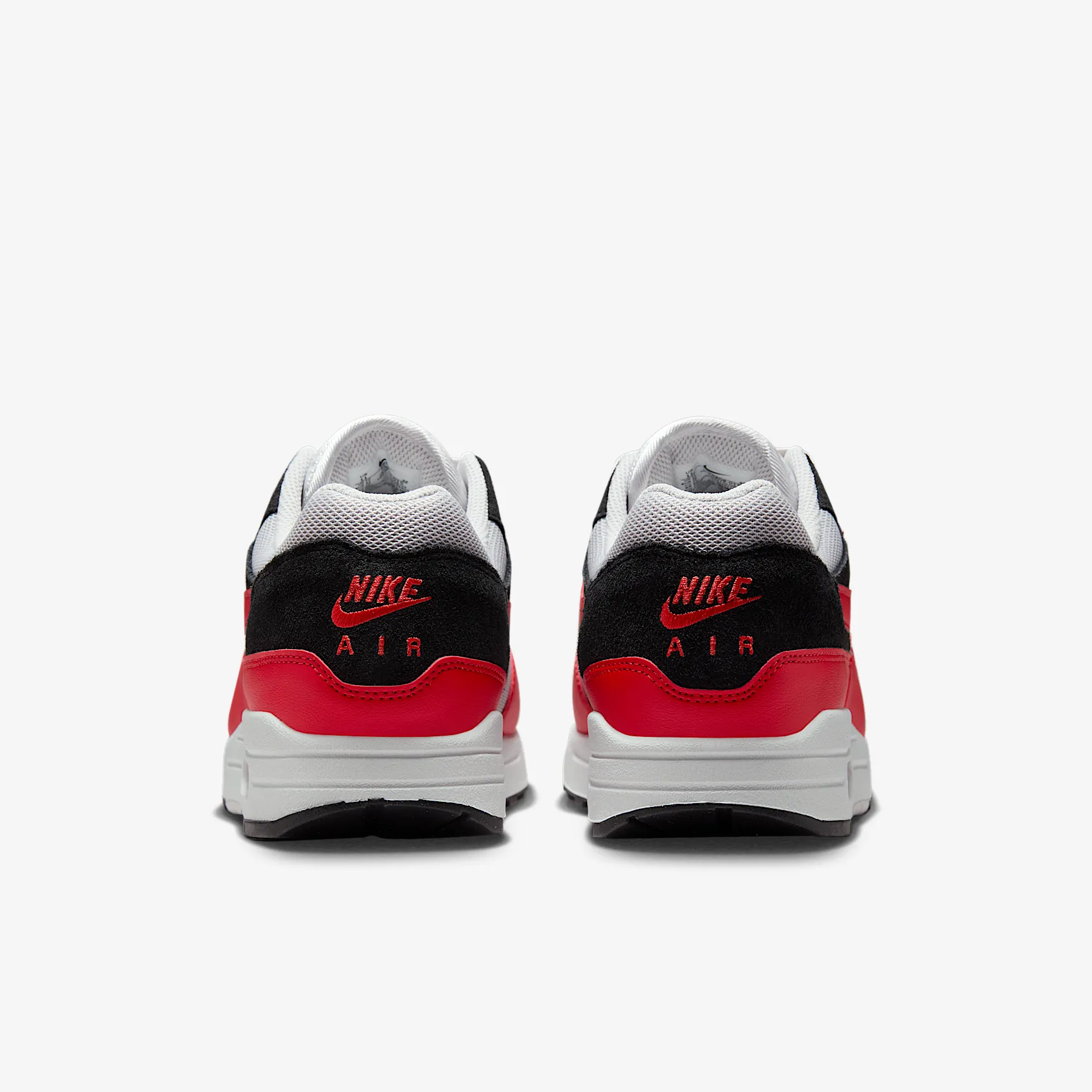 9B021A_Nike-Air-Max-1-Essential_LIGHT-CRIMSON_FZ5808-015_img5