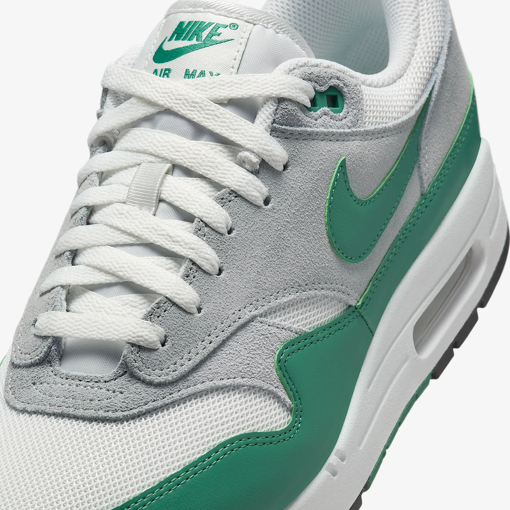 2D6857_Nike-Air-Max-1-Essential_EVERGREEN-AURA_FZ5808-016_img6