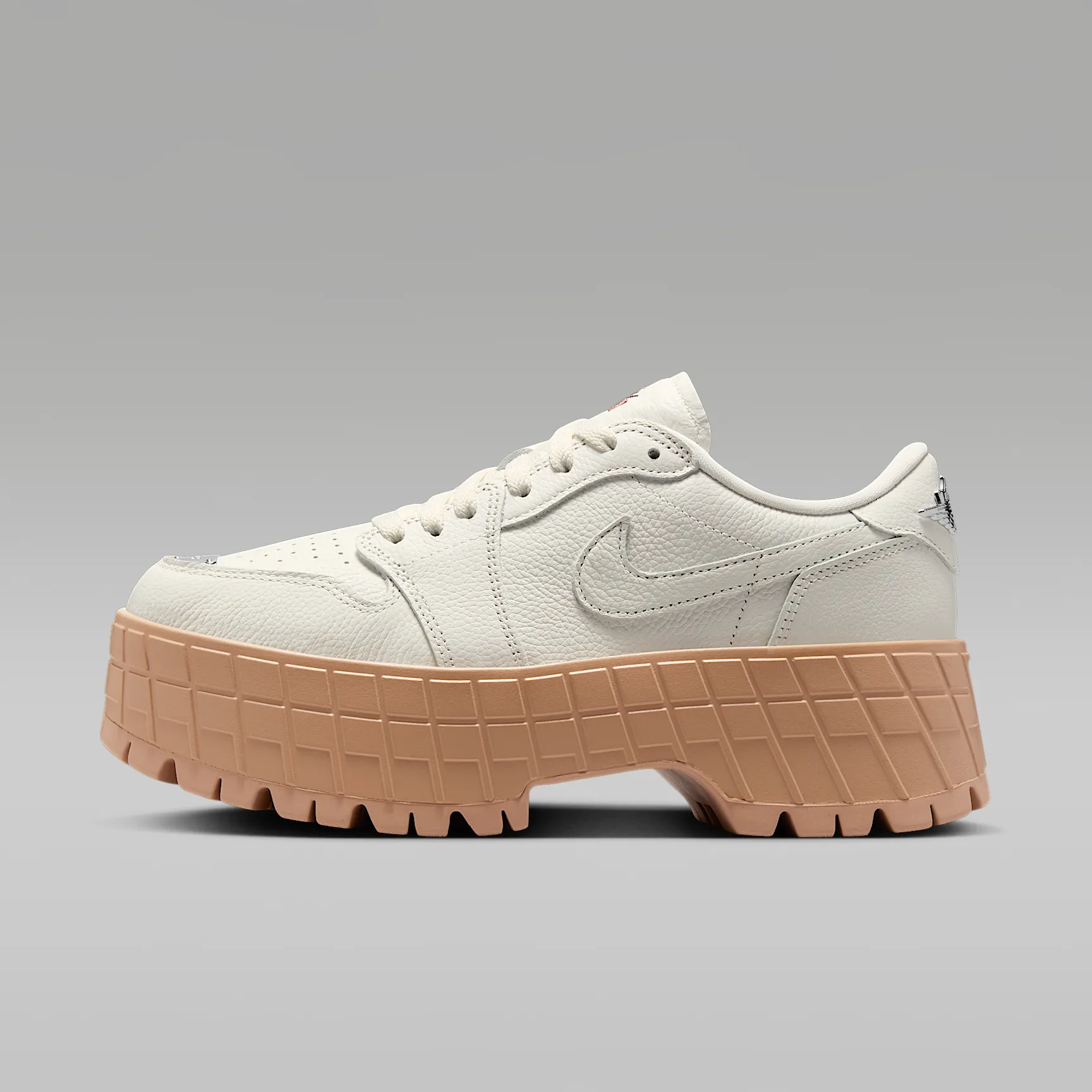 9E725C_Air-Jordan-1-Brooklyn-Low-WMNS_LIGHT-MADDER-ROOT_HF3184-101_img0