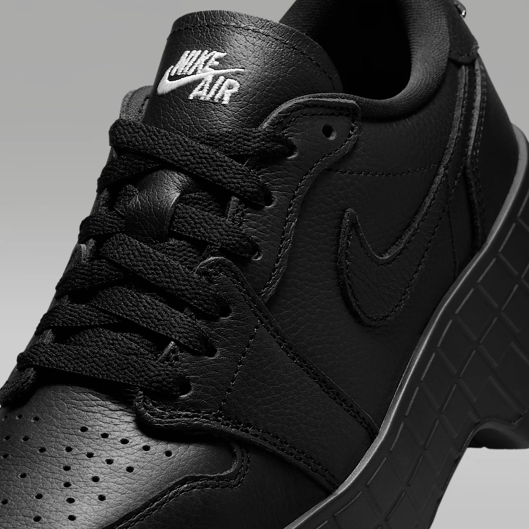 000000_Air-Jordan-1-Brooklyn-Low-WMNS_BLACK_HF3184-001_img6