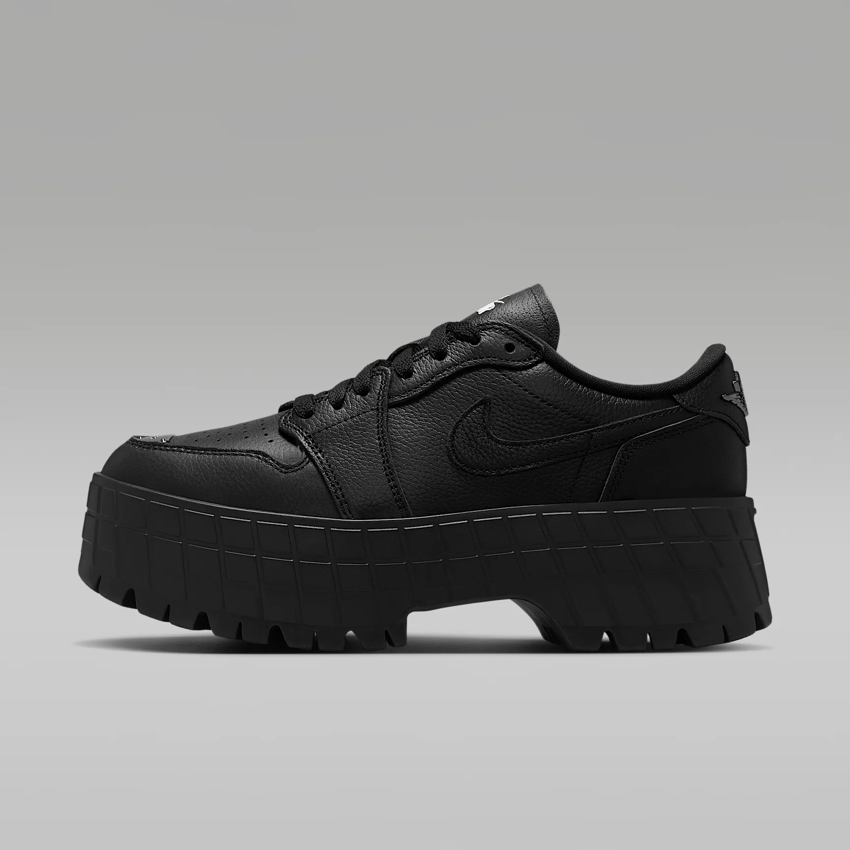 000000_Air-Jordan-1-Brooklyn-Low-WMNS_BLACK_HF3184-001_img0