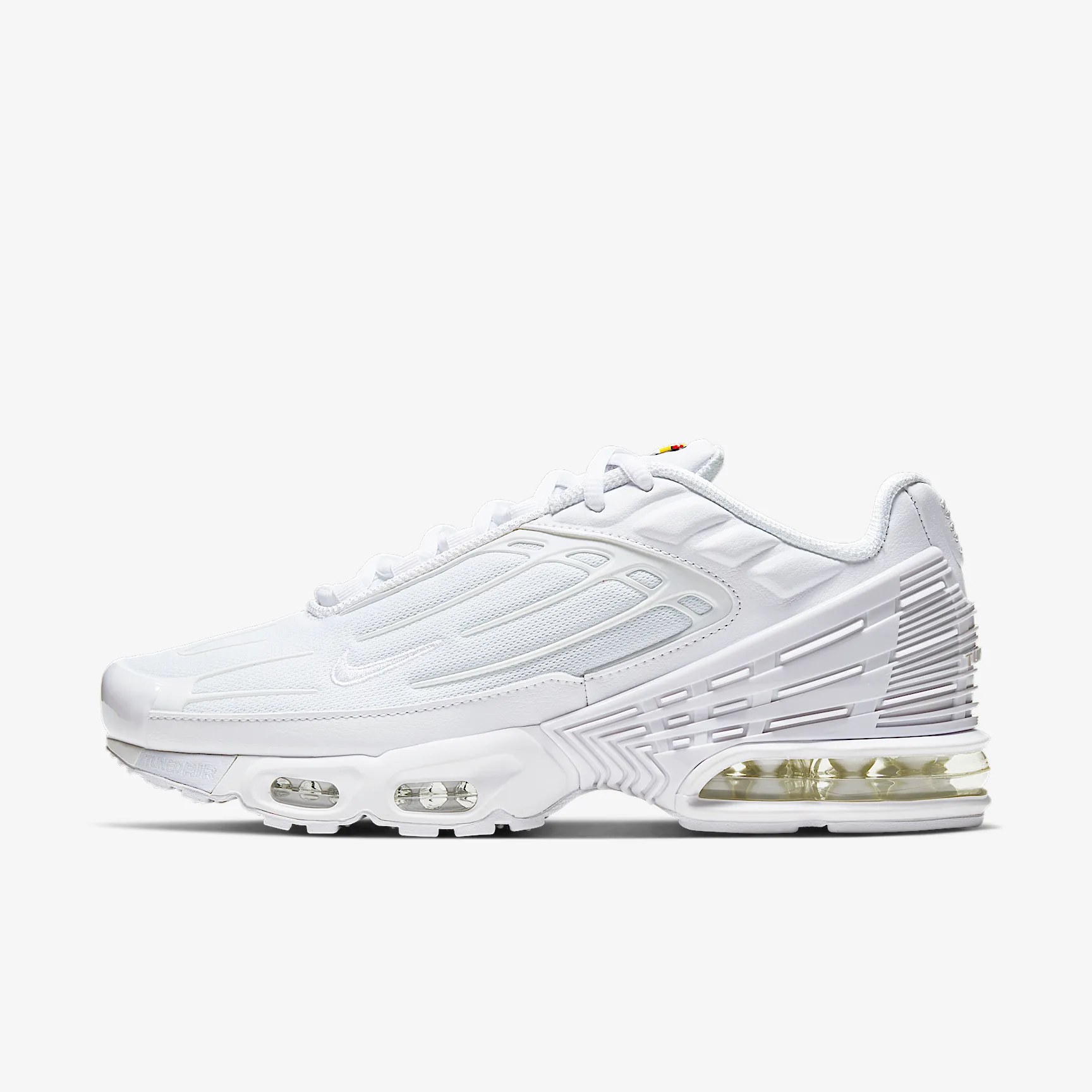 D9D9DD_Nike-Air-Max-Plus-3_TRIPLE-WHITE_CW1417-100_img0