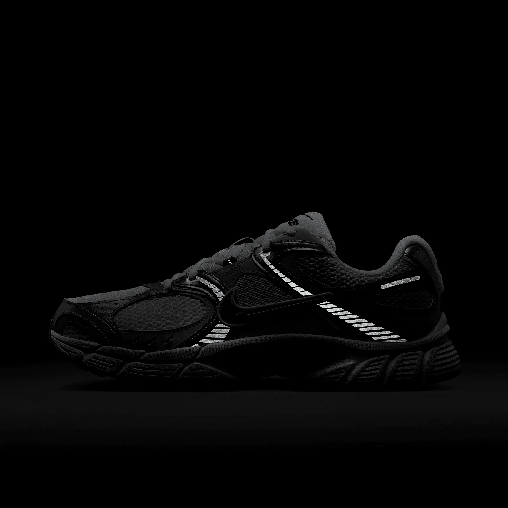 B8AEB0_Nike-V5-RNR_VAST-GREY_HJ5228-104_img8