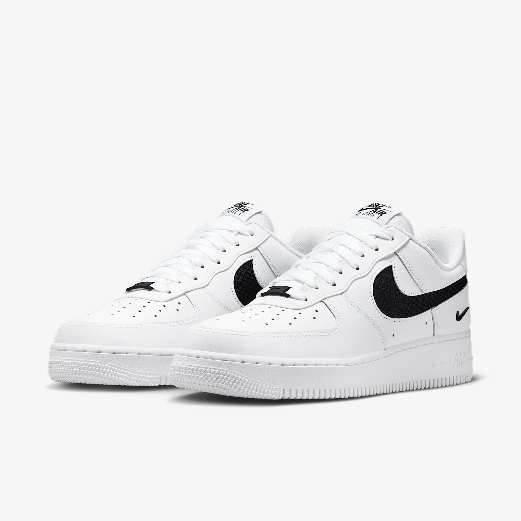 000000_Nike-Air-Force-1-Low_WHITE-BLACK_IH4452-100_img4