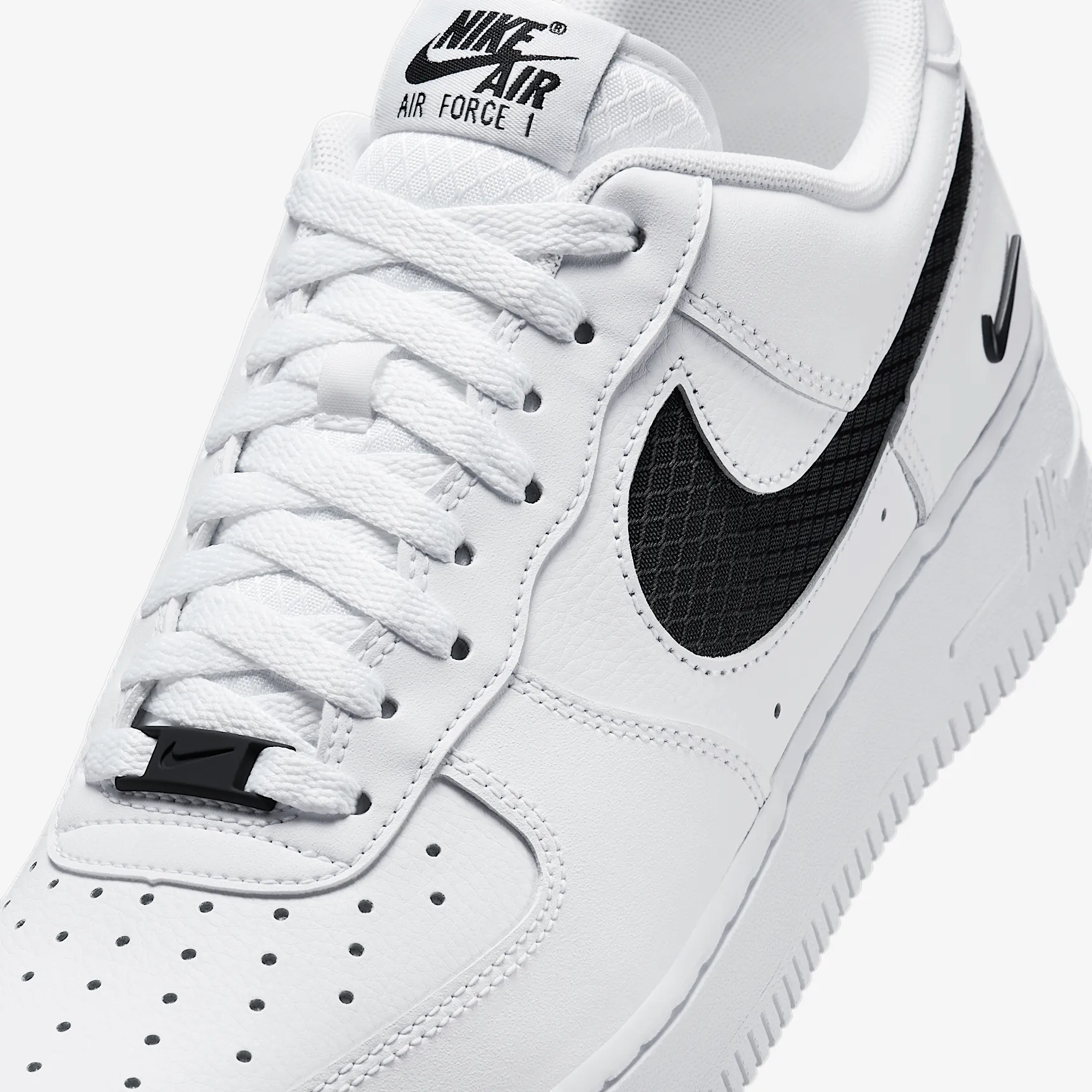 000000_Nike-Air-Force-1-Low_WHITE-BLACK_IH4452-100_img6