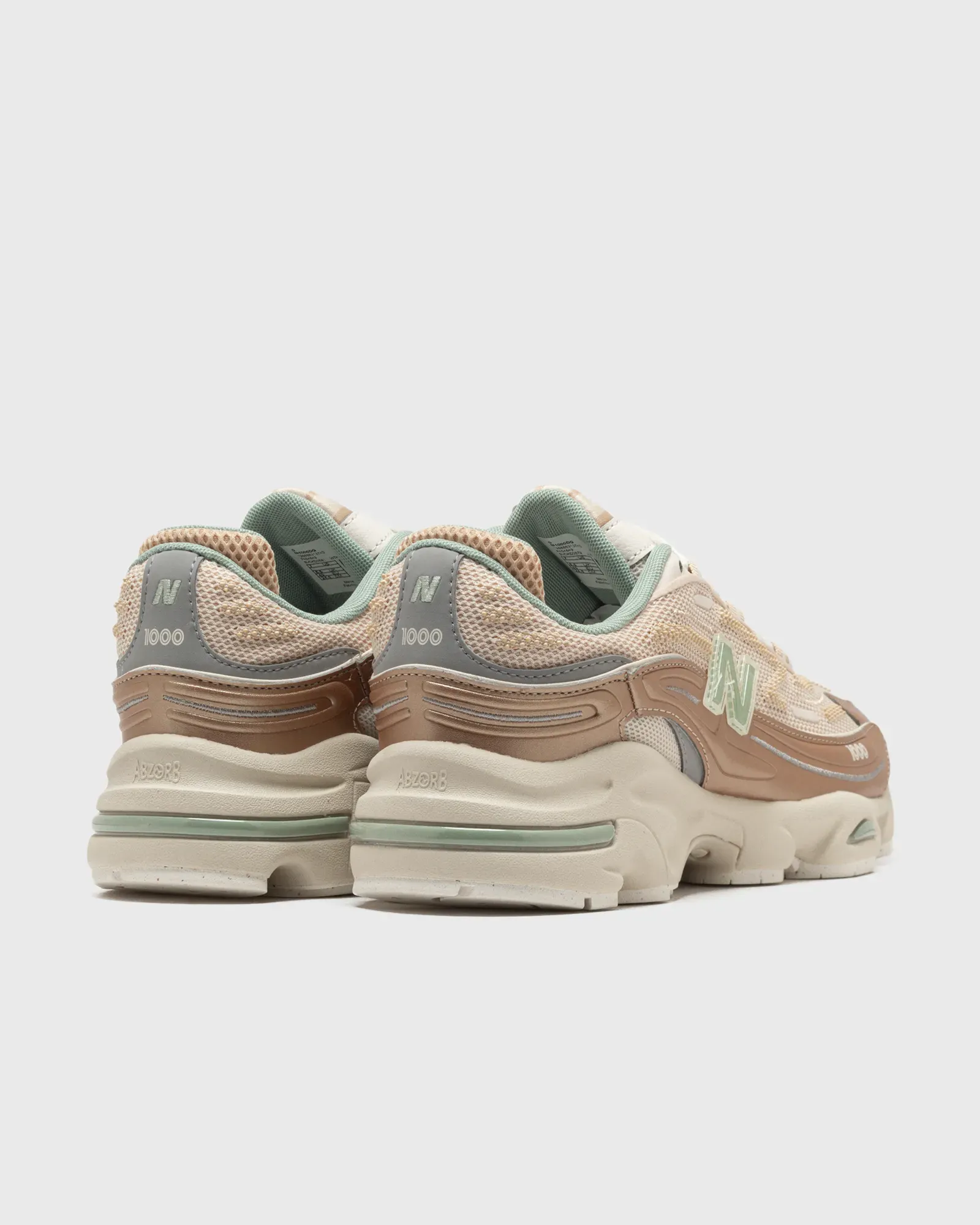 E9D1B6_New-Balance-1000_DESERT-CLAY_M1000DG_img3