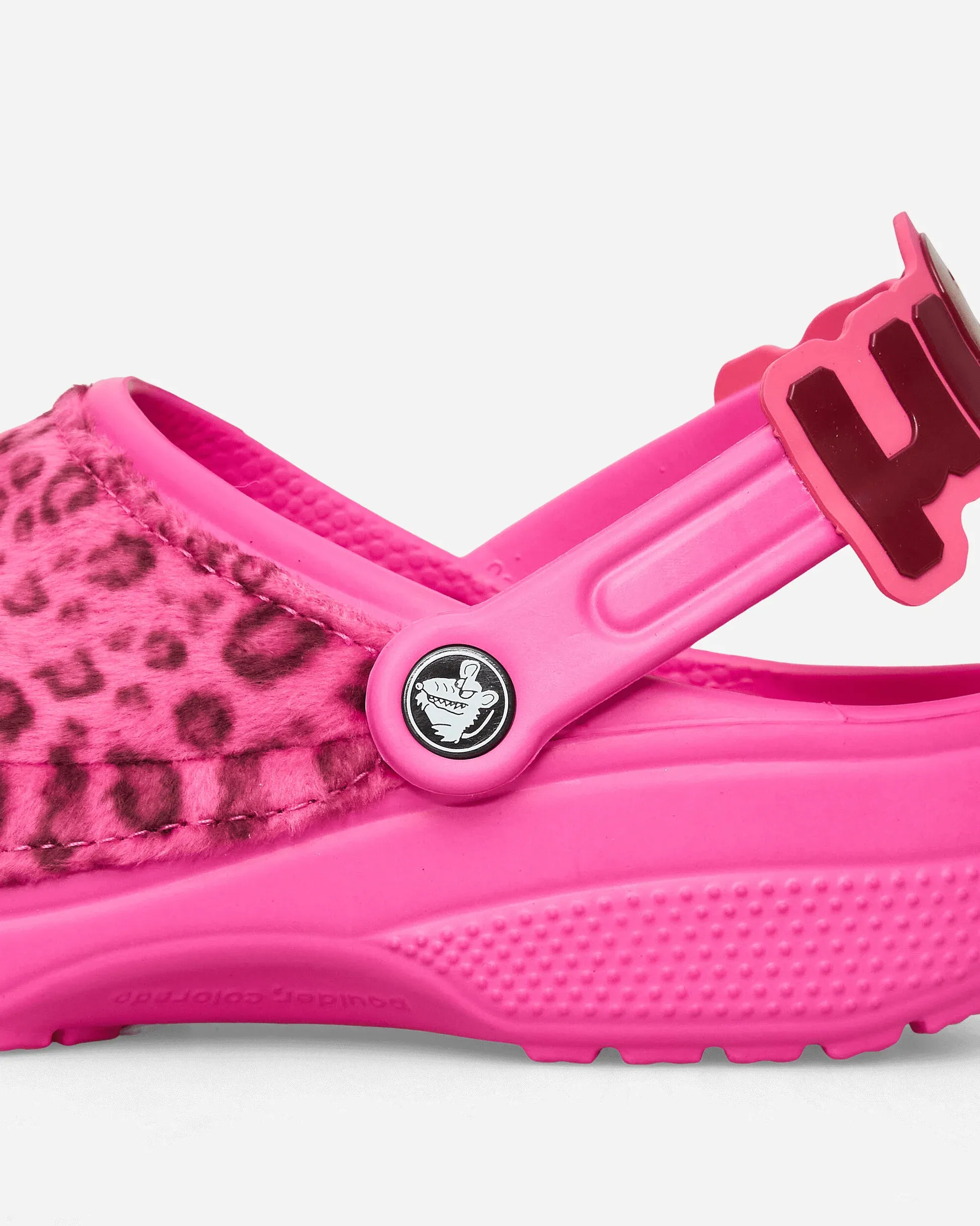 F468B0_Stray-Rats-x-Crocs-Classic-Clog_RATGIRL_211498-6UB_img5