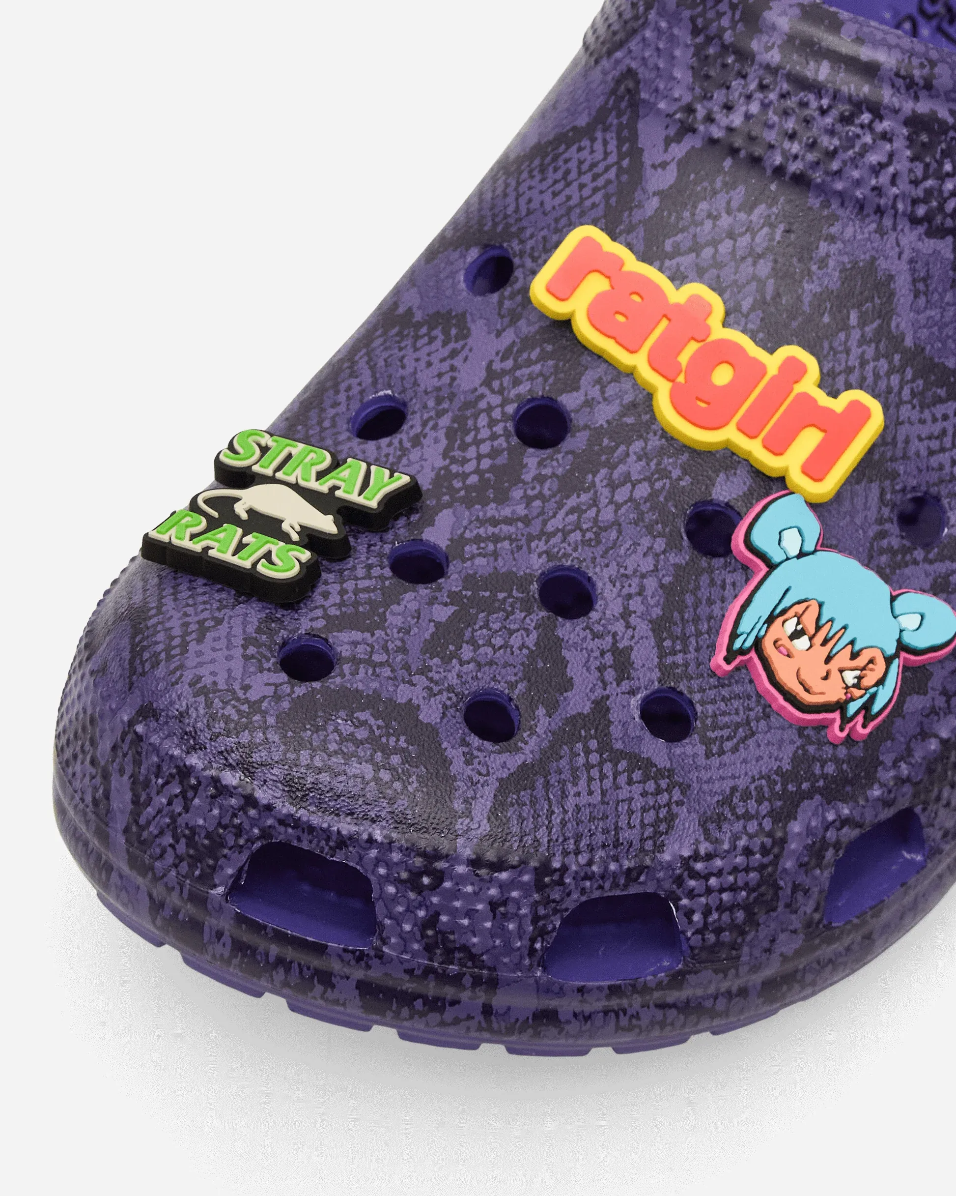 473568_Stray-Rats-x-Crocs-Classic-Clog_ULTRAVIOLET_211083-506_img6