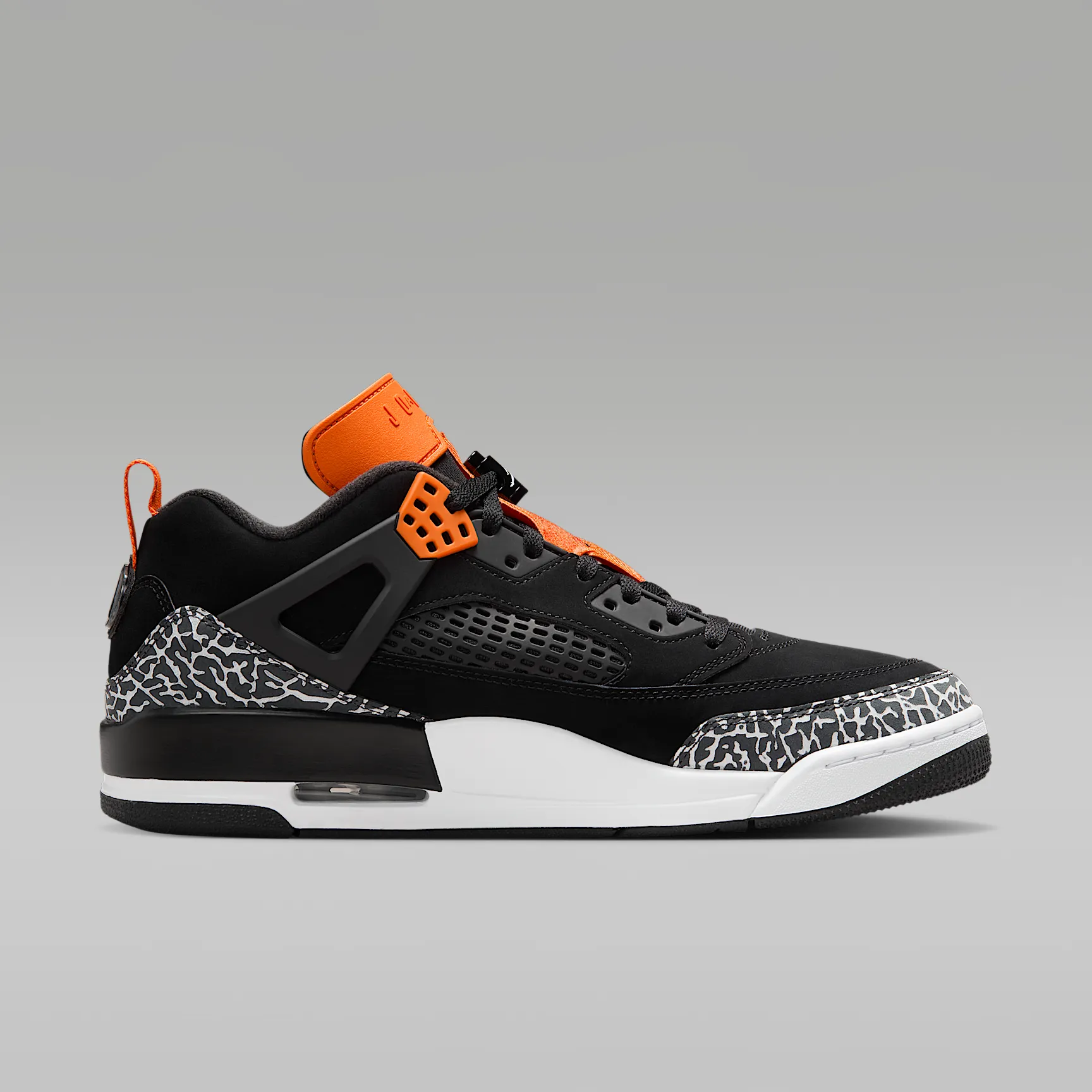 D0601B_Jordan-Spizike-Low_BLACK-STARFISH_FQ1759-008_img2