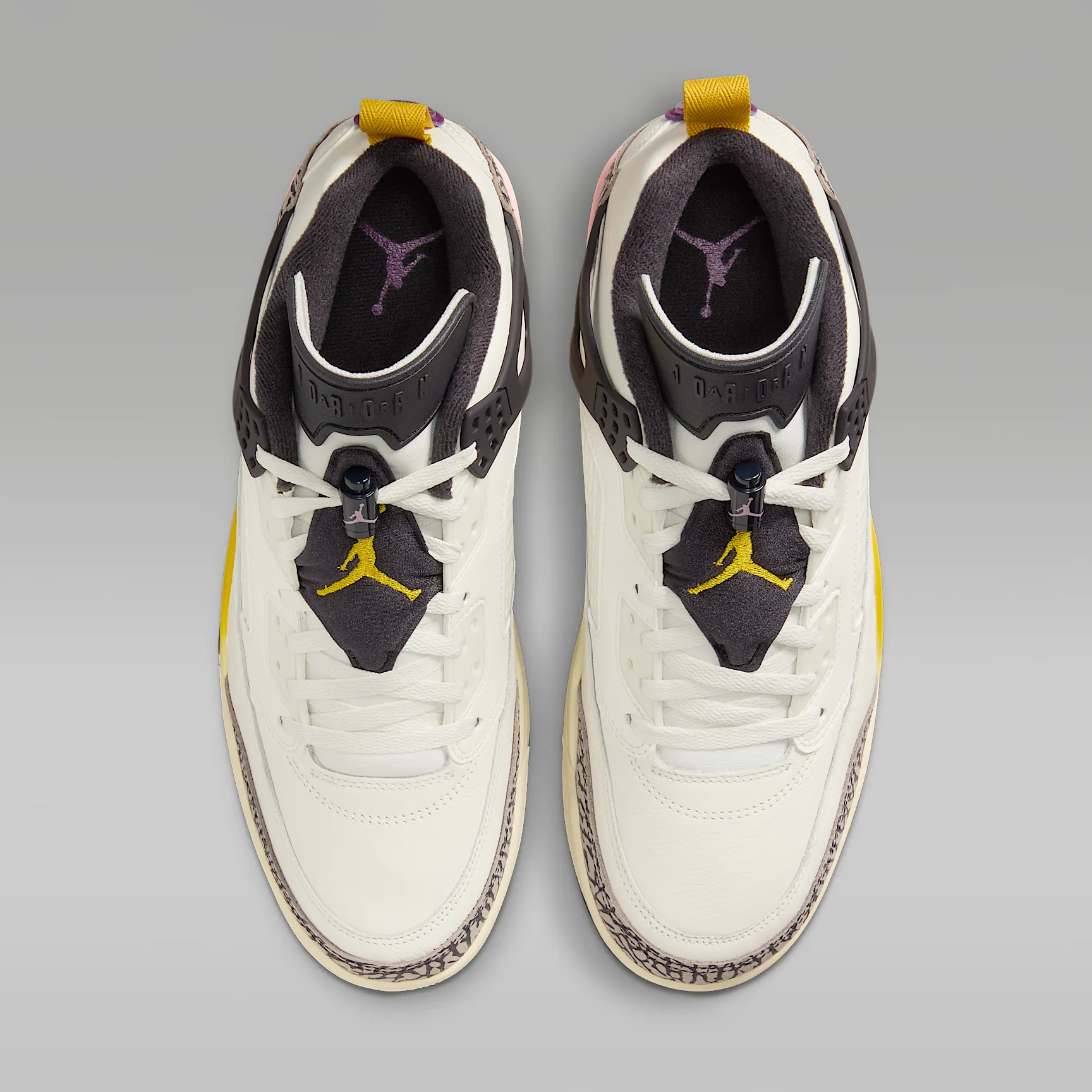 E1AFAA_Jordan-Spizike-Low_SAIL-OIL_FQ1759-107_img3