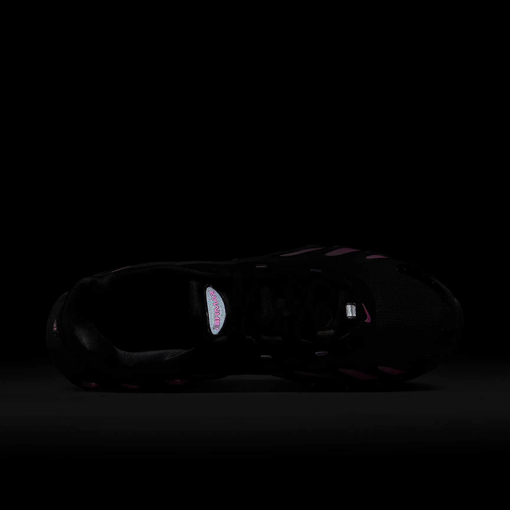 A23286_Nike-Air-Max-Dn8_BLACK-PINK-FOAM_IH4483-001_img8