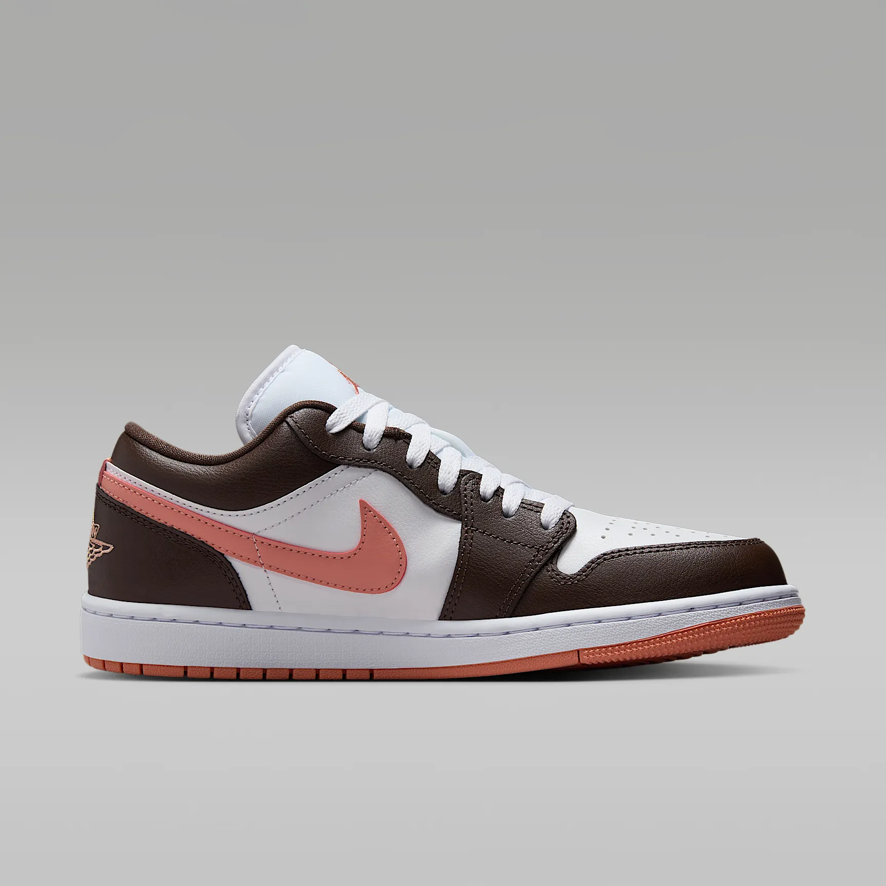 2B1F1E_Air-Jordan-1-Low-WMNS_BROWN-PINK_DC0774-182_img2