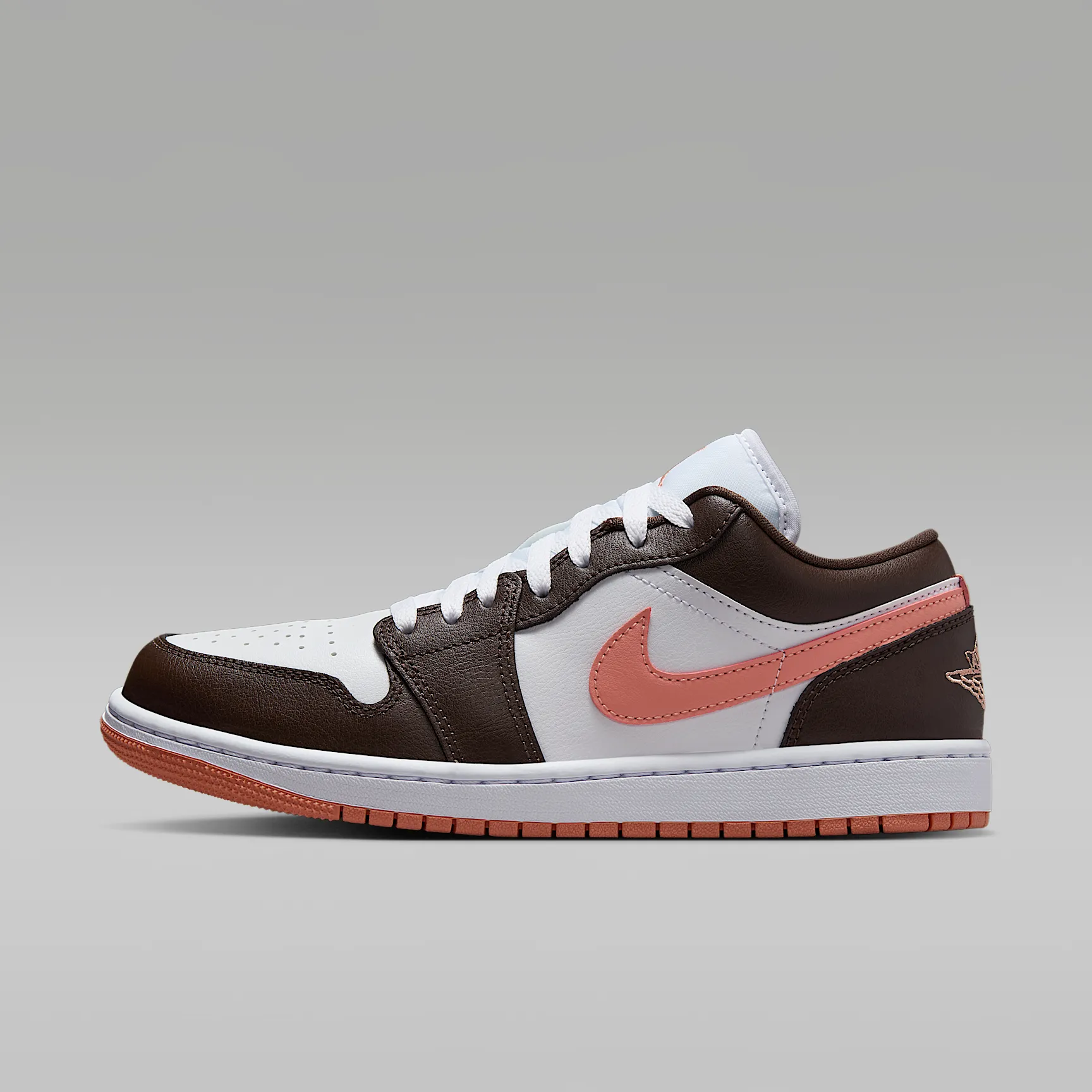 2B1F1E_Air-Jordan-1-Low-WMNS_BROWN-PINK_DC0774-182_img0