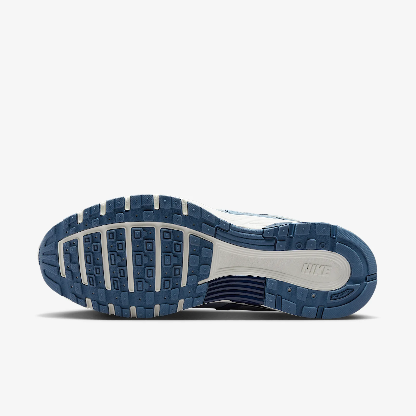 2F435A_Nike-P-6000-SE_WORN-BLUE-DENIM_IH3646-499_img1