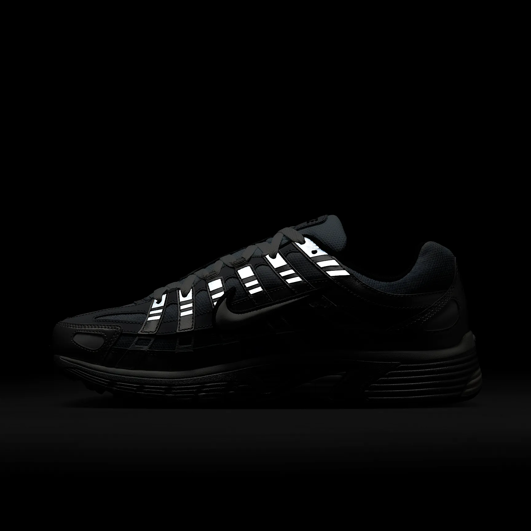 9CA6B7_Nike-P-6000_METALLIC-SILVER-WOLF-GREY_IH4465-095_img9