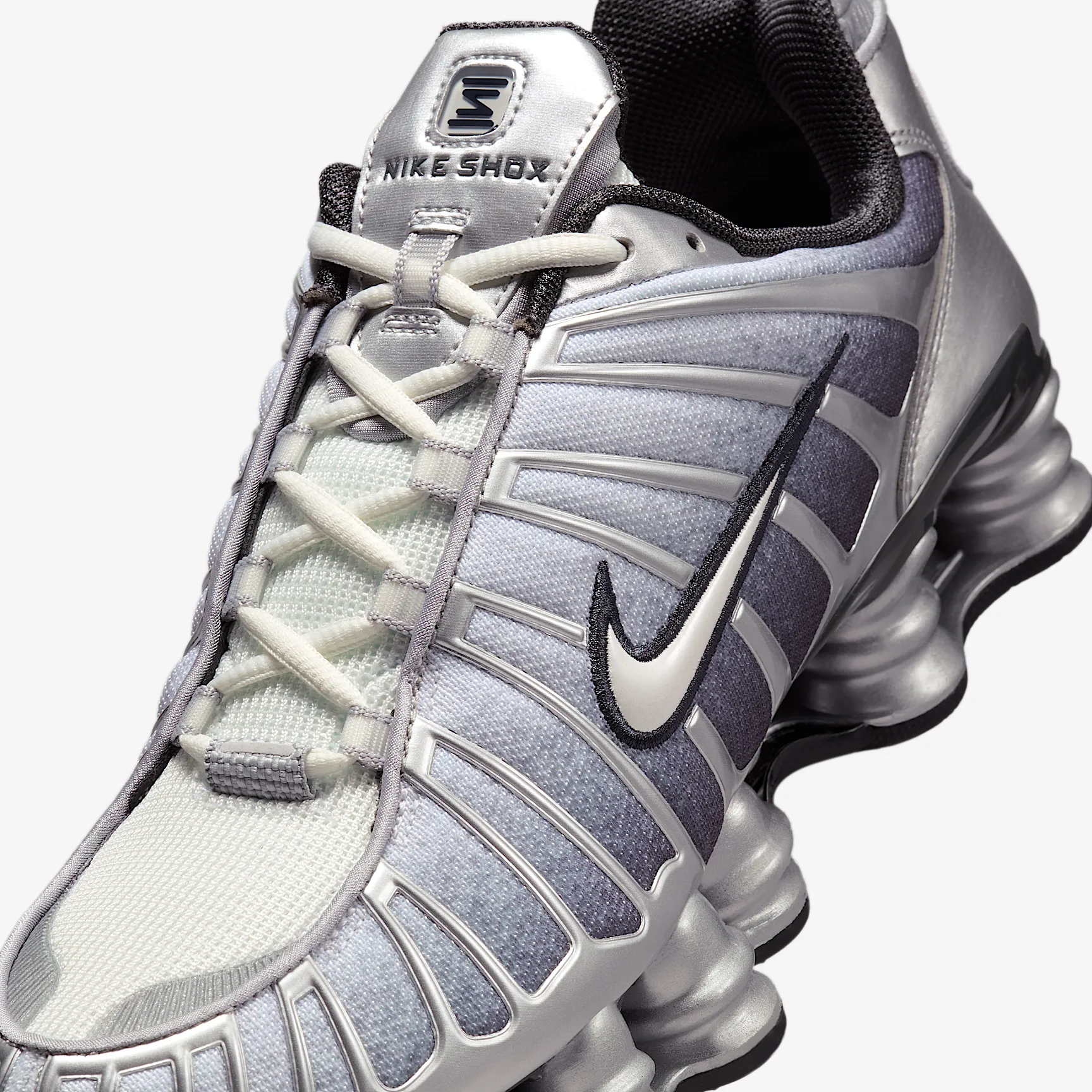C4C4C4_Nike-Shox-TL_METALLIC-SILVER_IH4466-095_img6