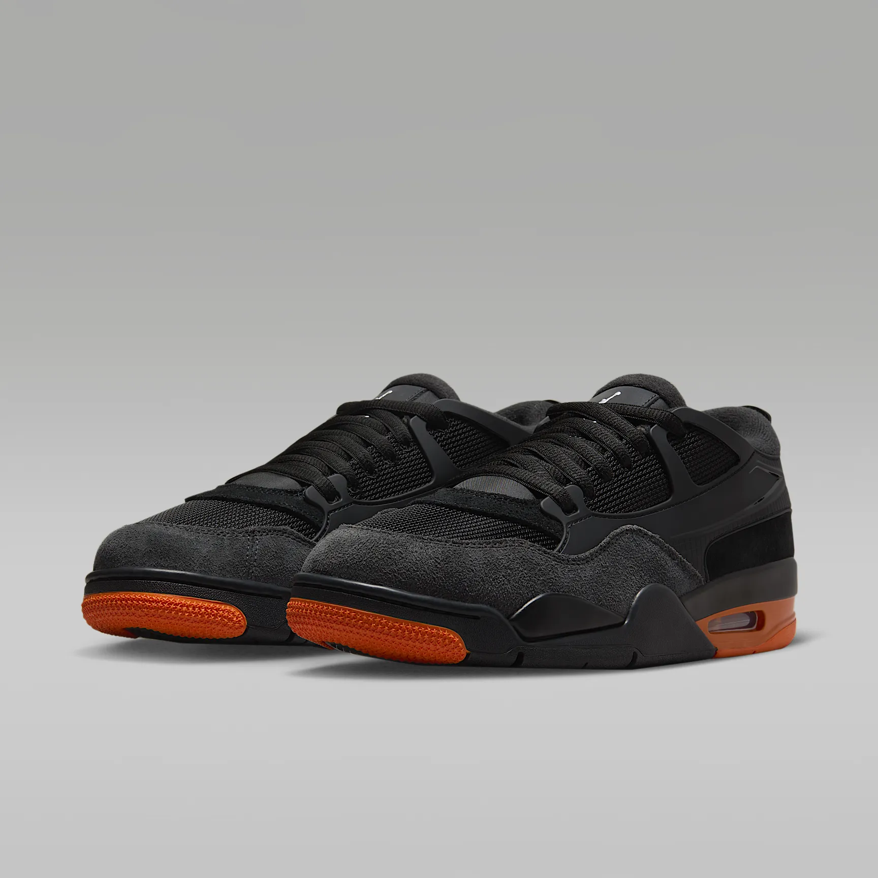 7F3200_Air-Jordan-4-RM_BLACK-STARFISH_HF8126-001_img4
