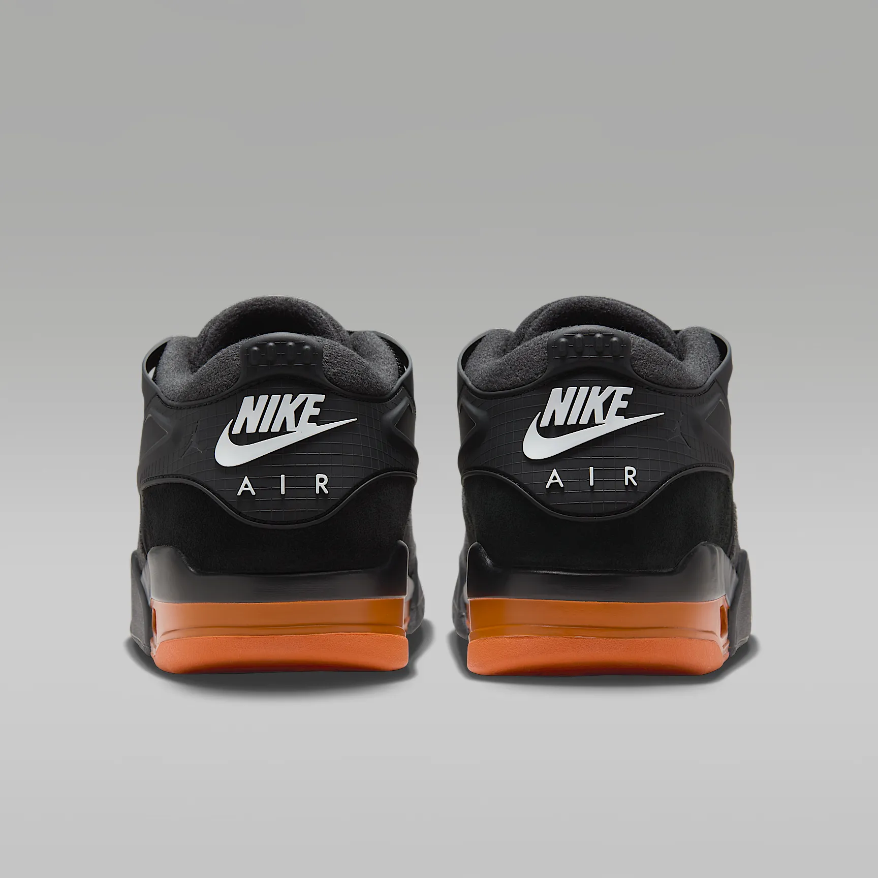 7F3200_Air-Jordan-4-RM_BLACK-STARFISH_HF8126-001_img5