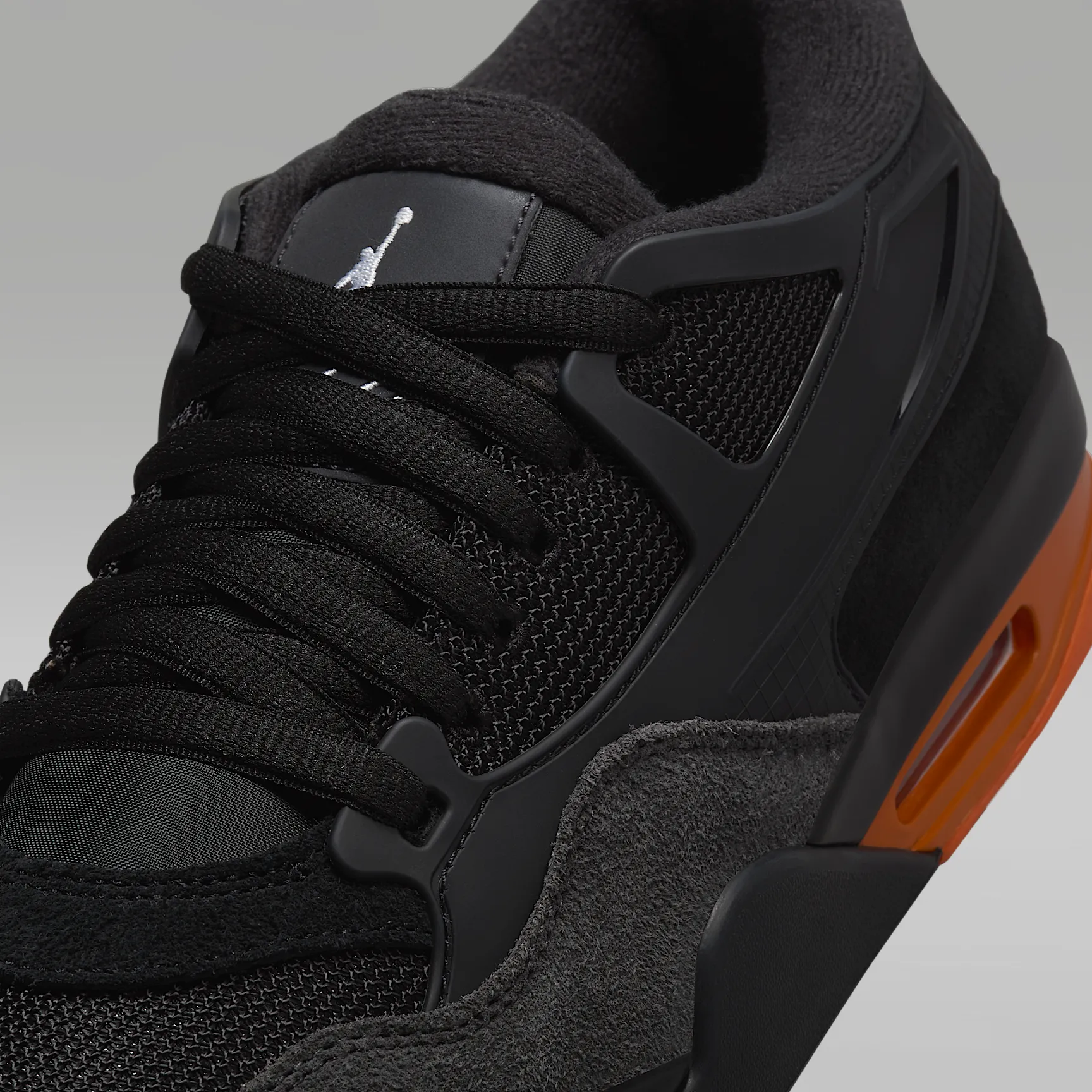 7F3200_Air-Jordan-4-RM_BLACK-STARFISH_HF8126-001_img6