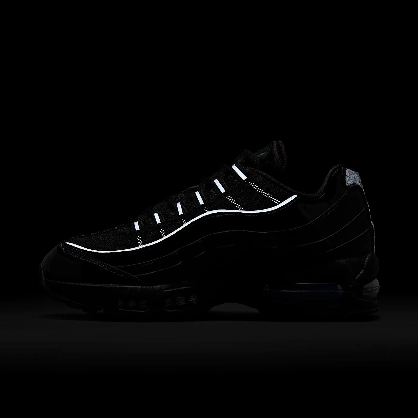 000000_Nike-Air-Max-95-Big-Bubble-WMNS_BLACK-PATENT_IB6397-001_img10