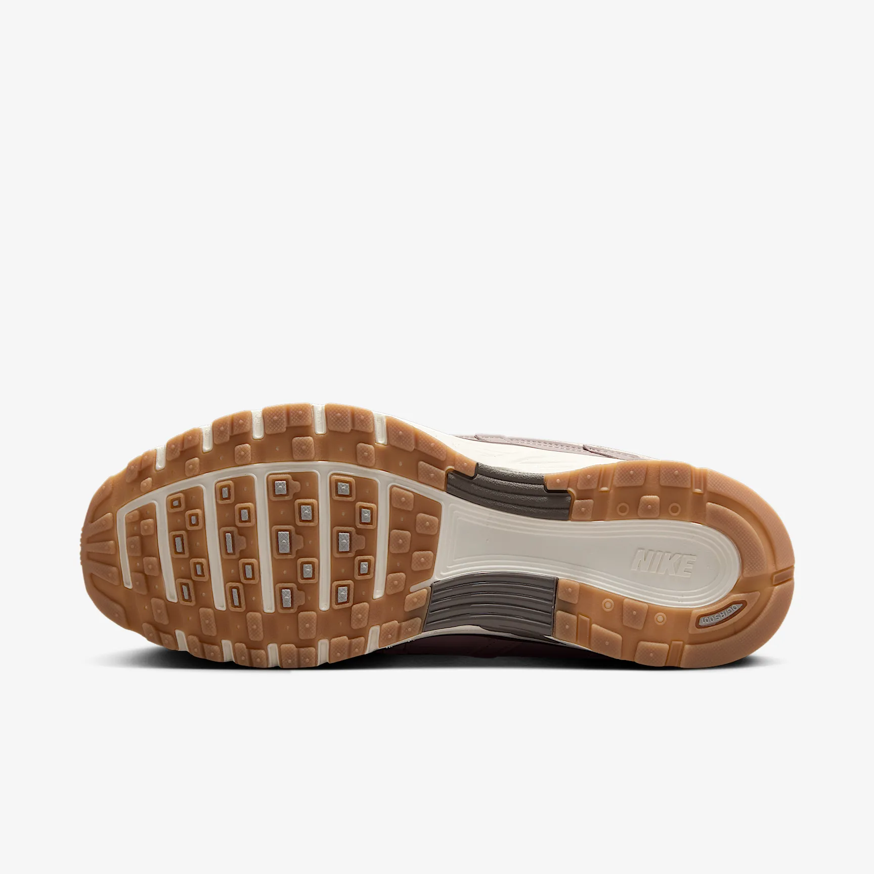 8D7F79_NIKE-P-6000-SE_COLLEGE-GREY-LIGHT-OREWOOD_IB2986-002_img1