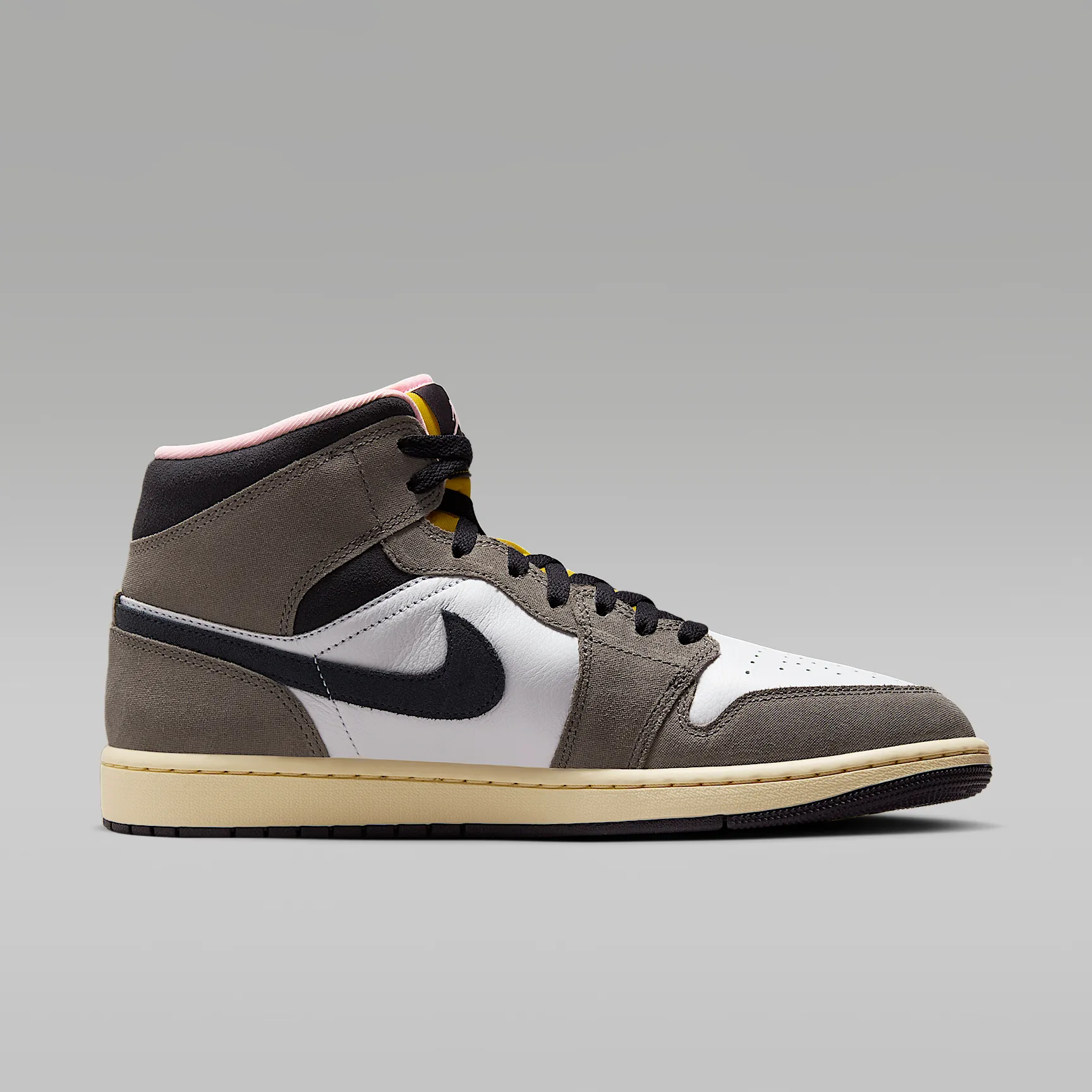 423A38_-1-mid-se_CAVE-STONE_HQ2011-100_img2