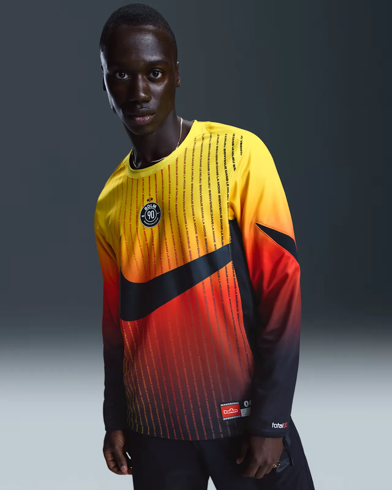 FFBB53_BDLM-x-Nike-Total-90-Long-sleeve-T-shirt_BDLM_IO8394-731_img0