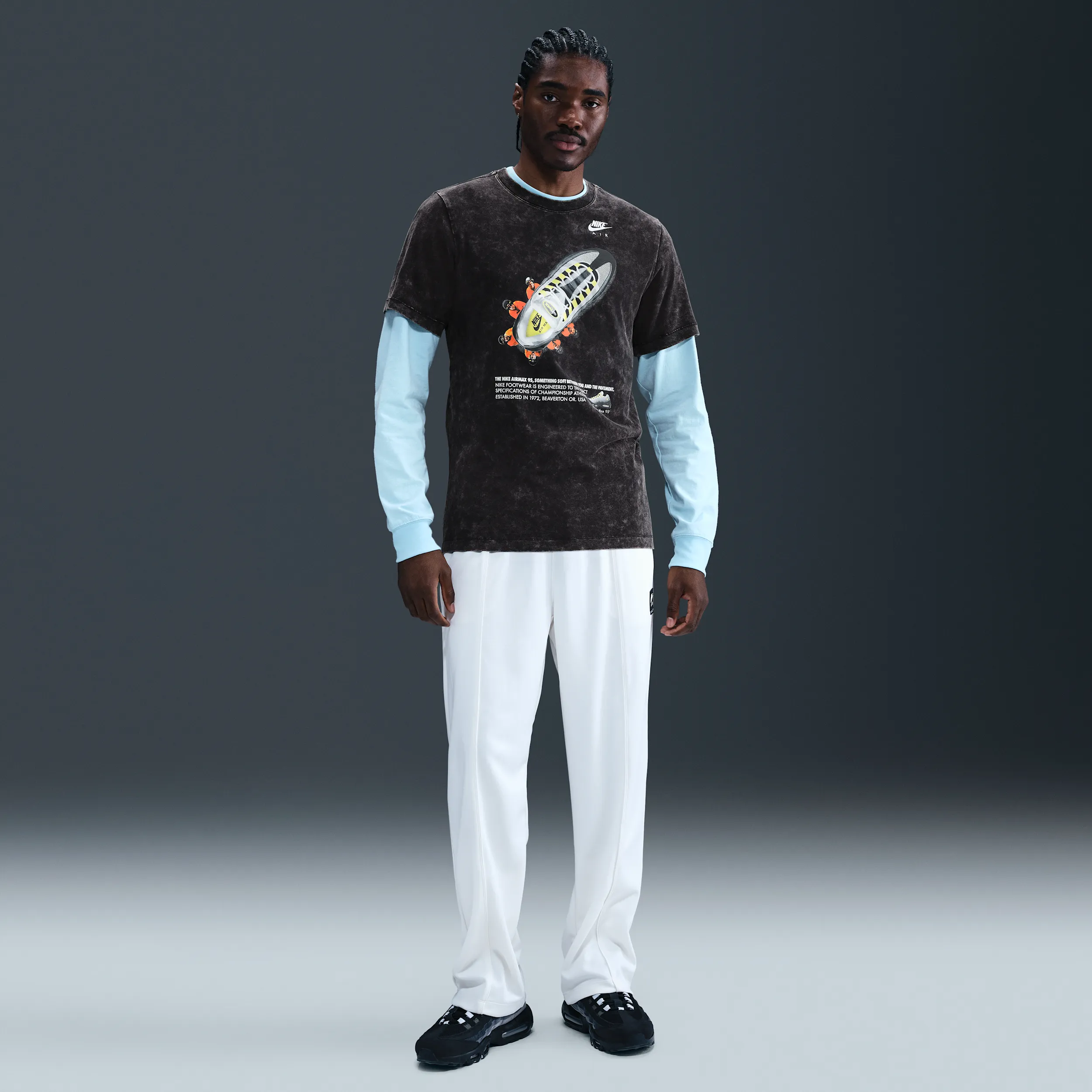 262527_Nike-Sportswear-T-shirt_AM95-NEON-BLACK_HQ9277-010_img4