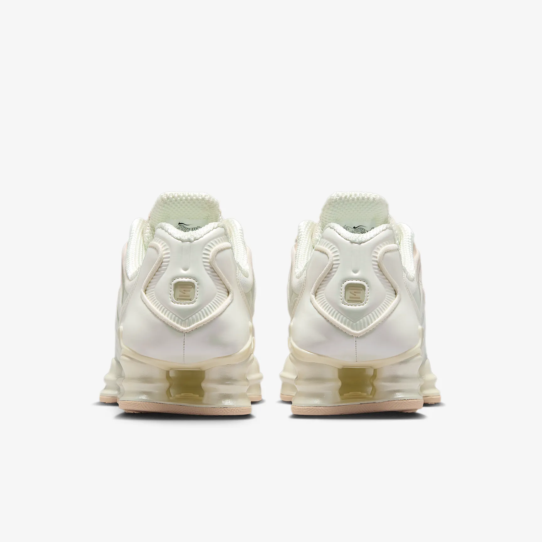 DCCDC0_Nike-Shox-TL-WMNS_PEARL-WHITE_IH5075-219_img5
