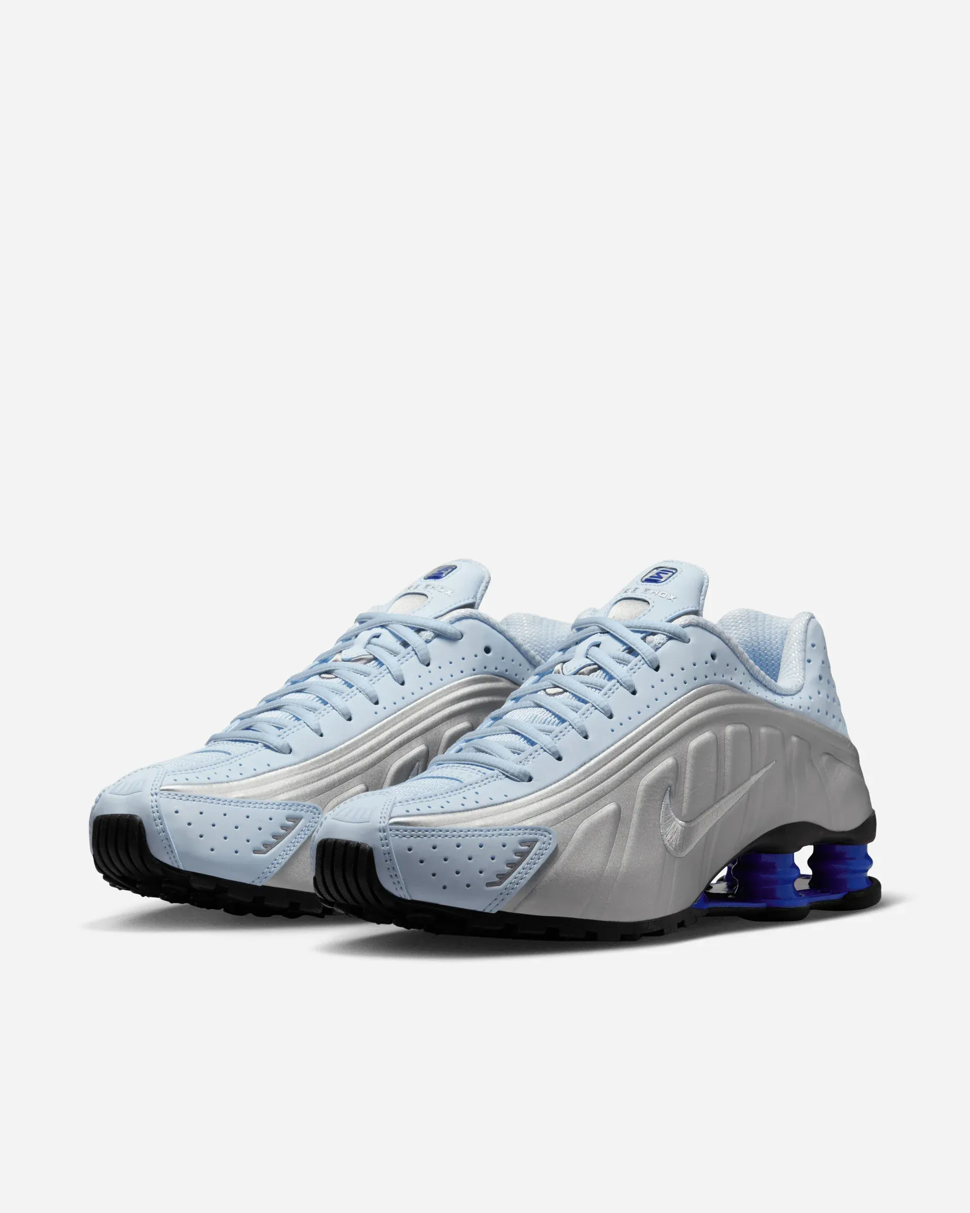 1A3686_Nike-Shox-R4-WMNS_BLUE-TINT_AR3565-402_img1