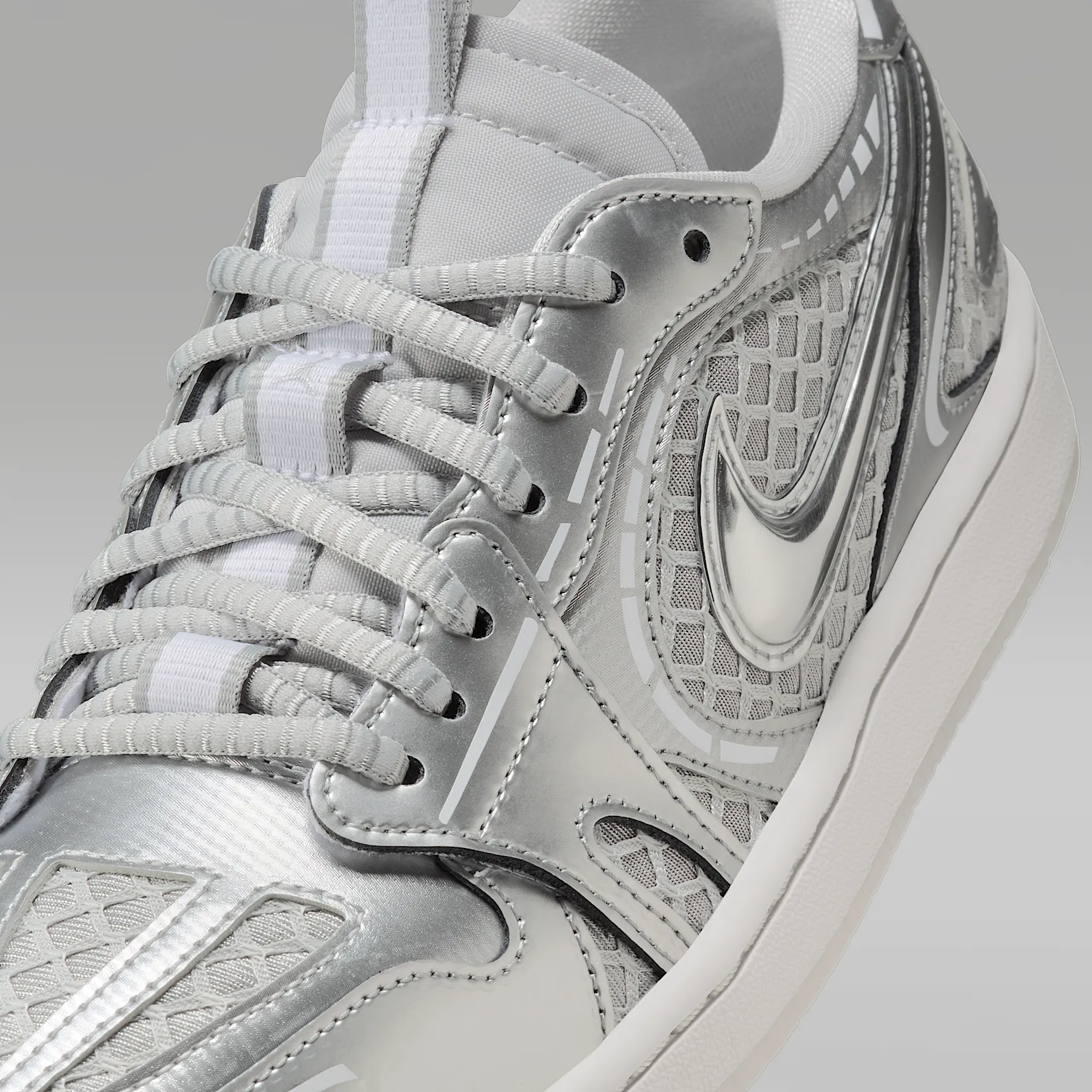 CACACA_Air-Jordan-1-Low-MM-V3-WMNS_METALLIC-SILVER_HQ2186-002_img6