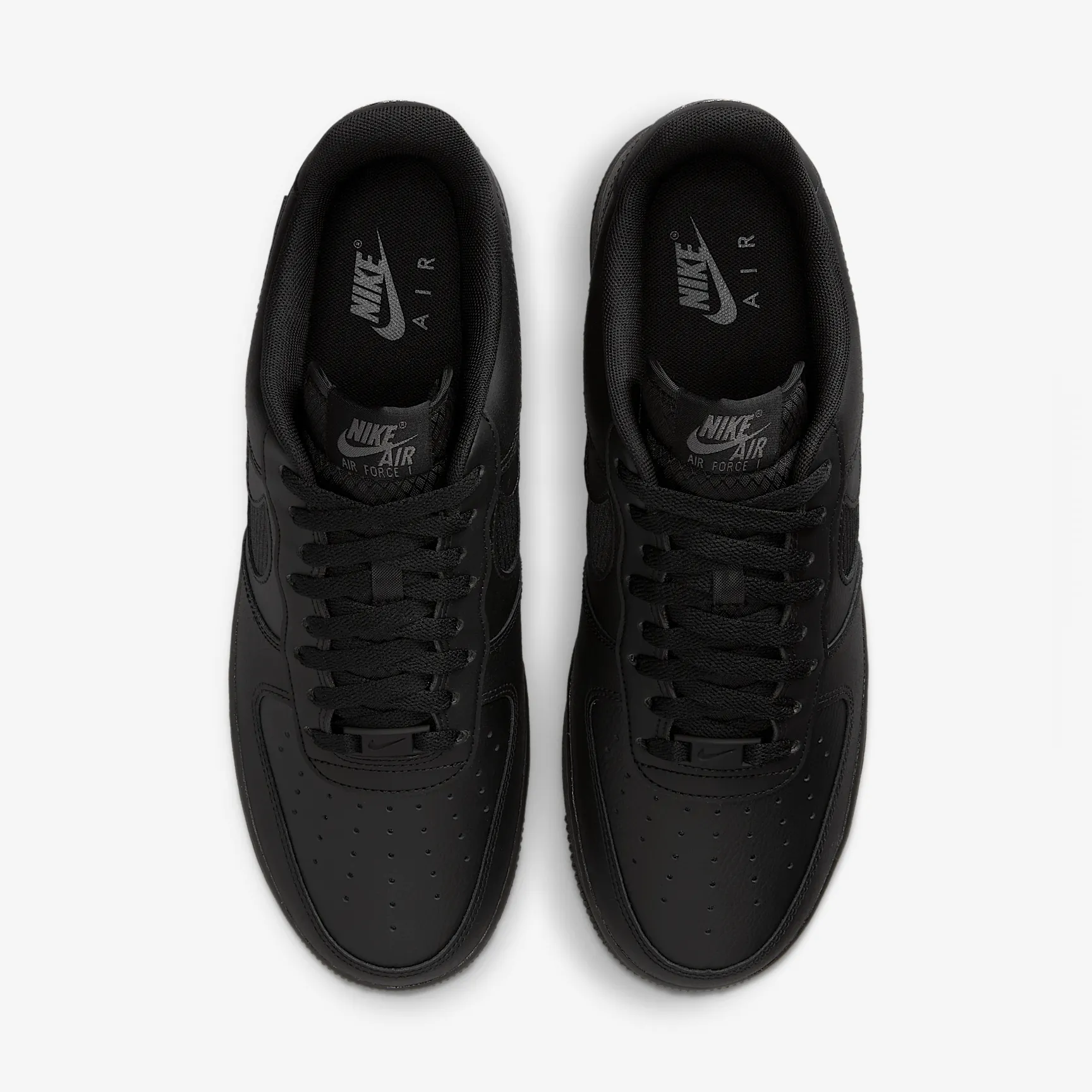 000000_Nike-Air-Force-1-'07-LV8_BLACK-RIPSTOP_IH4452-001_img3