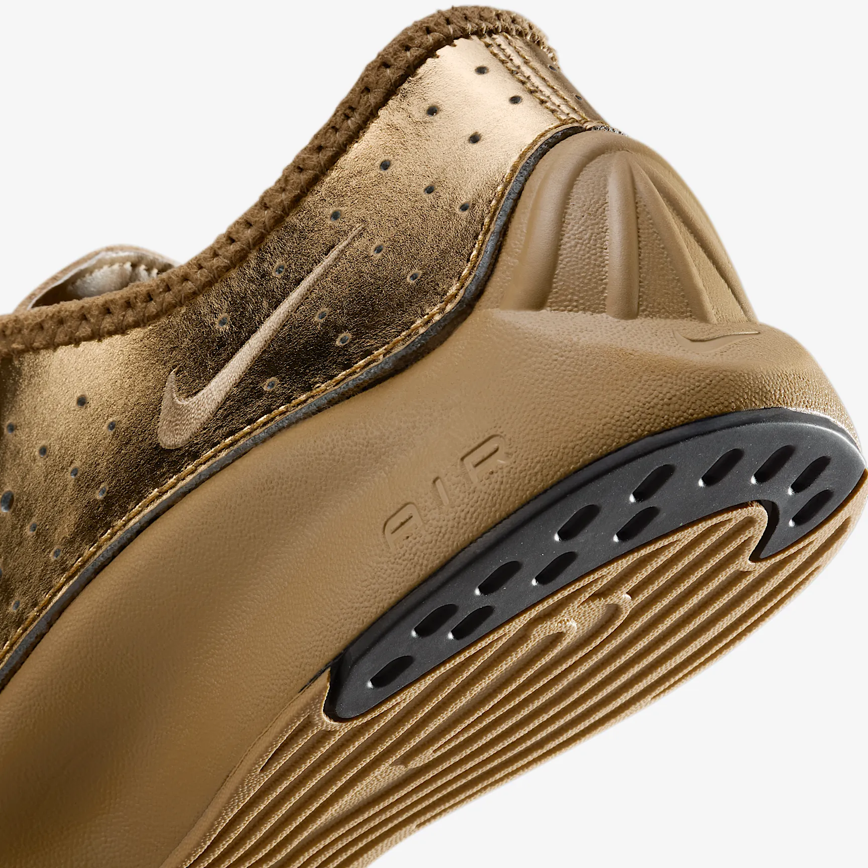 724F2D_Nike-Air-Superfly-WMNS_METALLIC-GOLD_IB5824-700_img7
