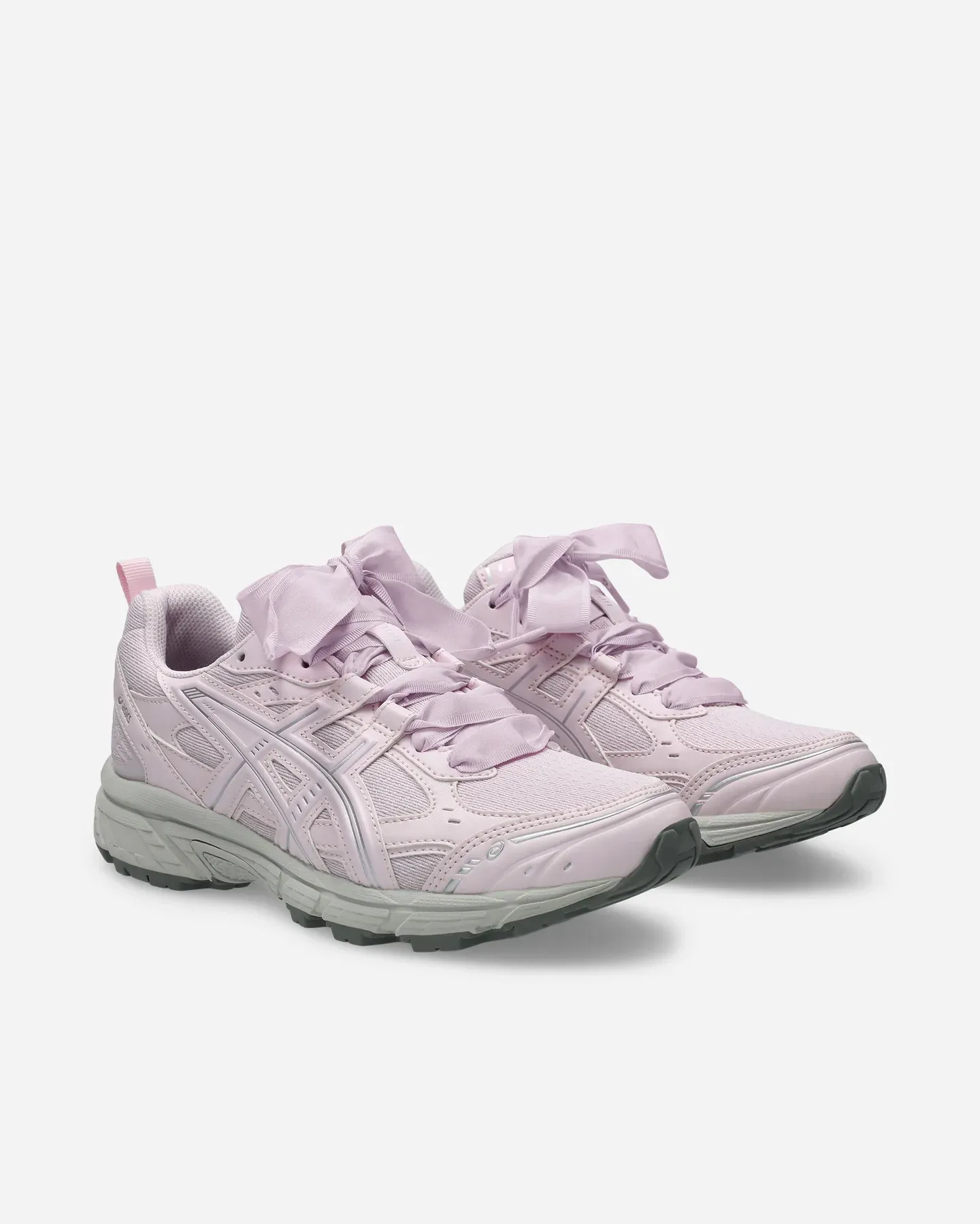 CFBFC4_ASICS-GEL-Nunobiki_PINK-RIBBON-LACES_1203A753-700_img1