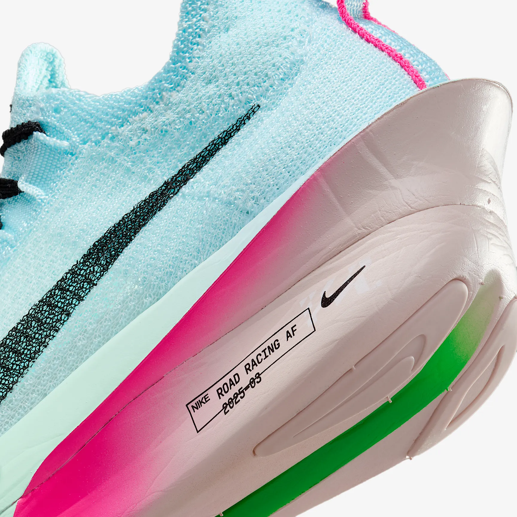 80BDC6_Nike-Alphafly-3_GLACIER-BLUE-HYPER-PINK_FD8315-400_img7