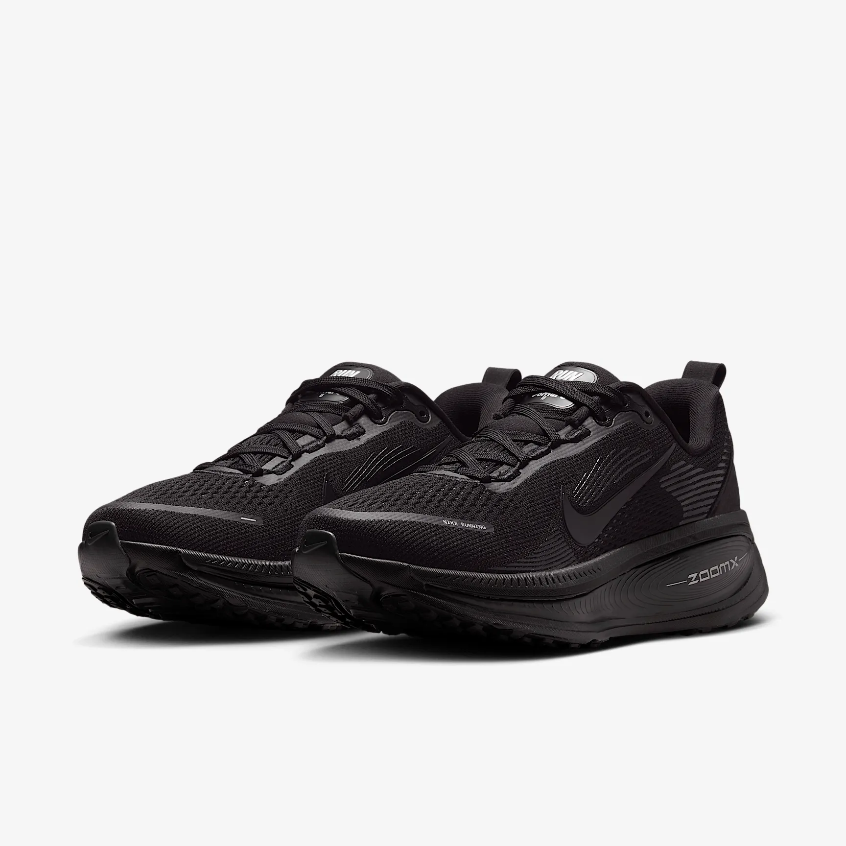 000000_Nike-Vomero-18-WMNS_BLACK_HM6804-004_img4