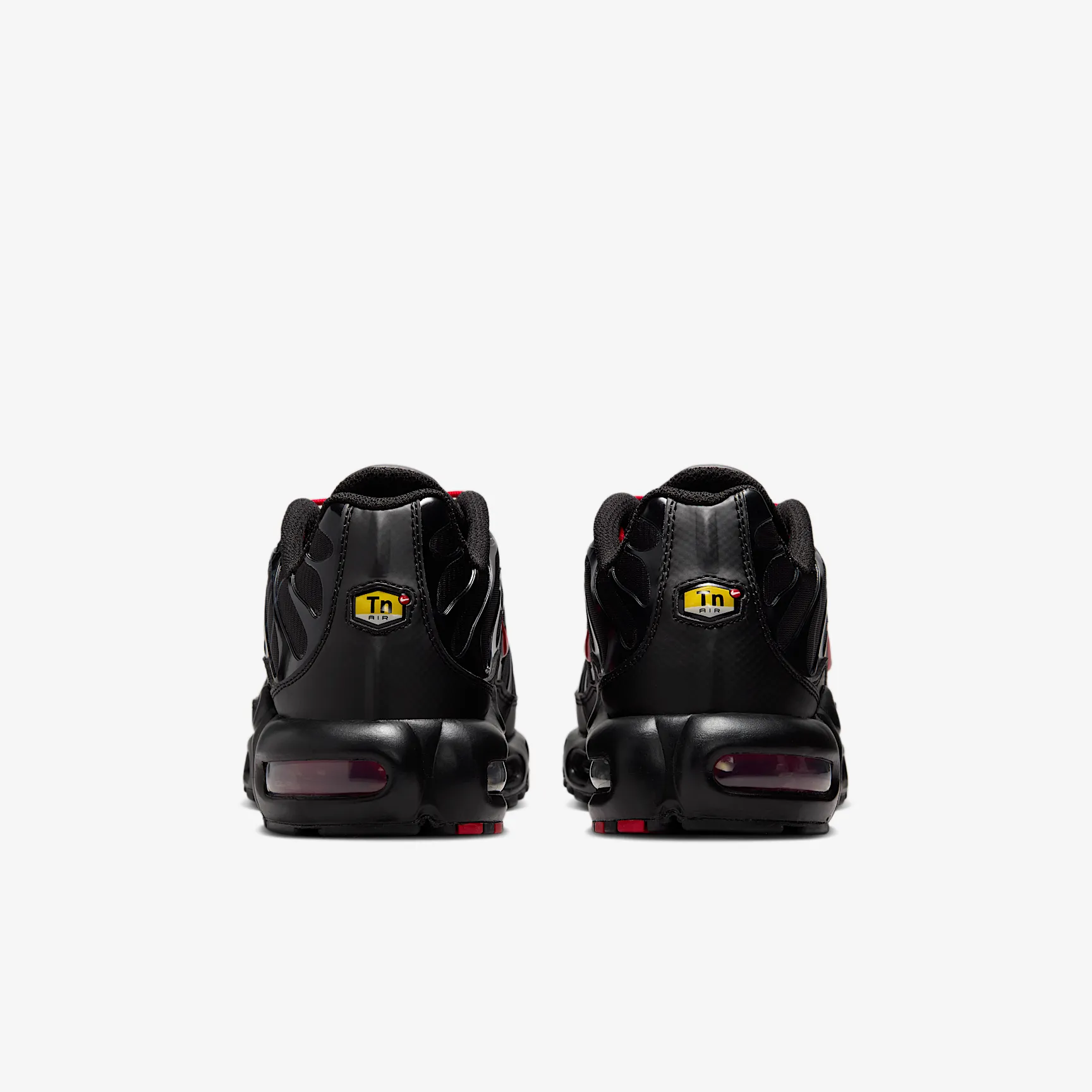000000_Nike-Air-Max-Plus_BLACK-RED_IH4459-001_img5