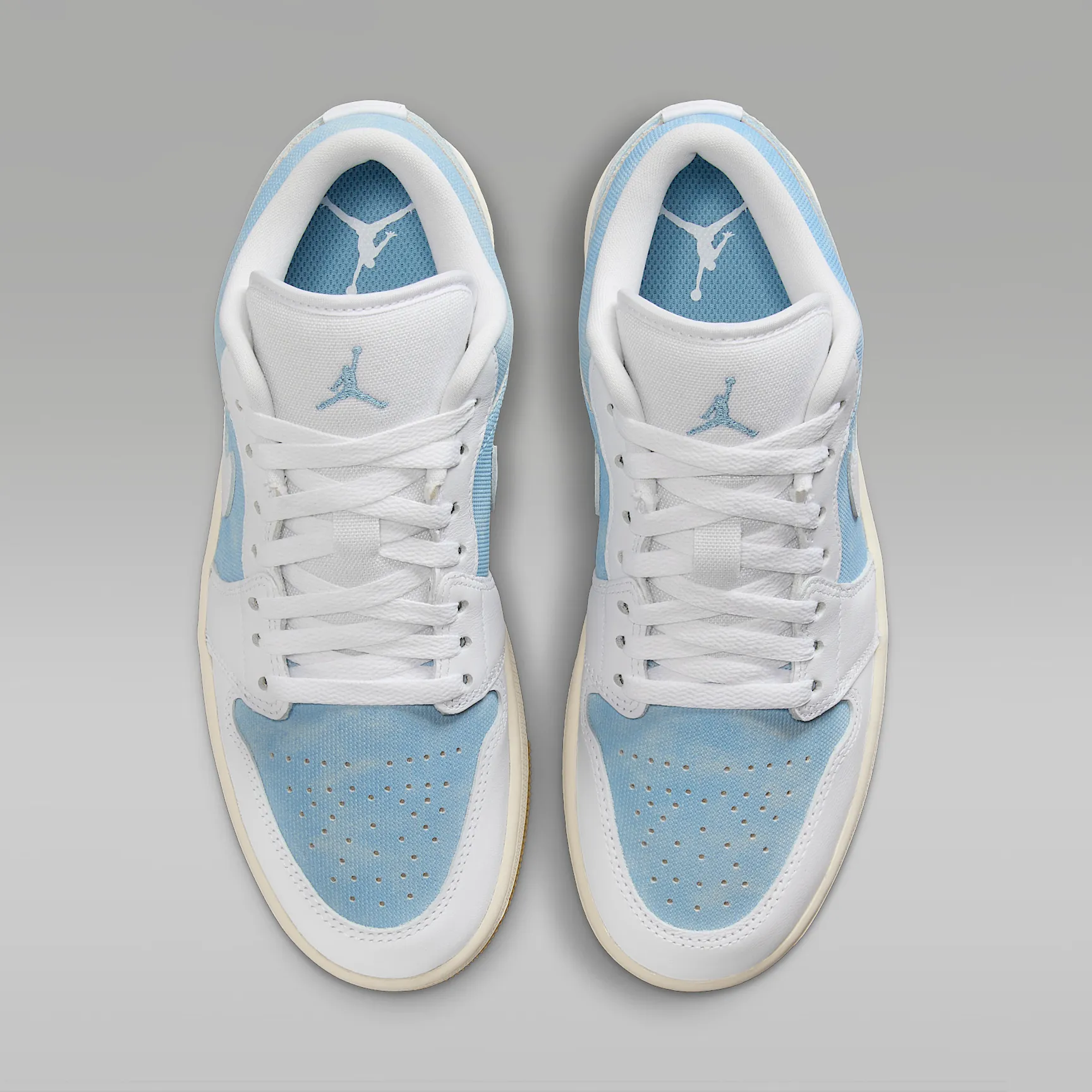 9CB5C3_Air-Jordan-1-Low-SE-WMNS_DENIM-WORN-BLUE_HQ2004-400_img3