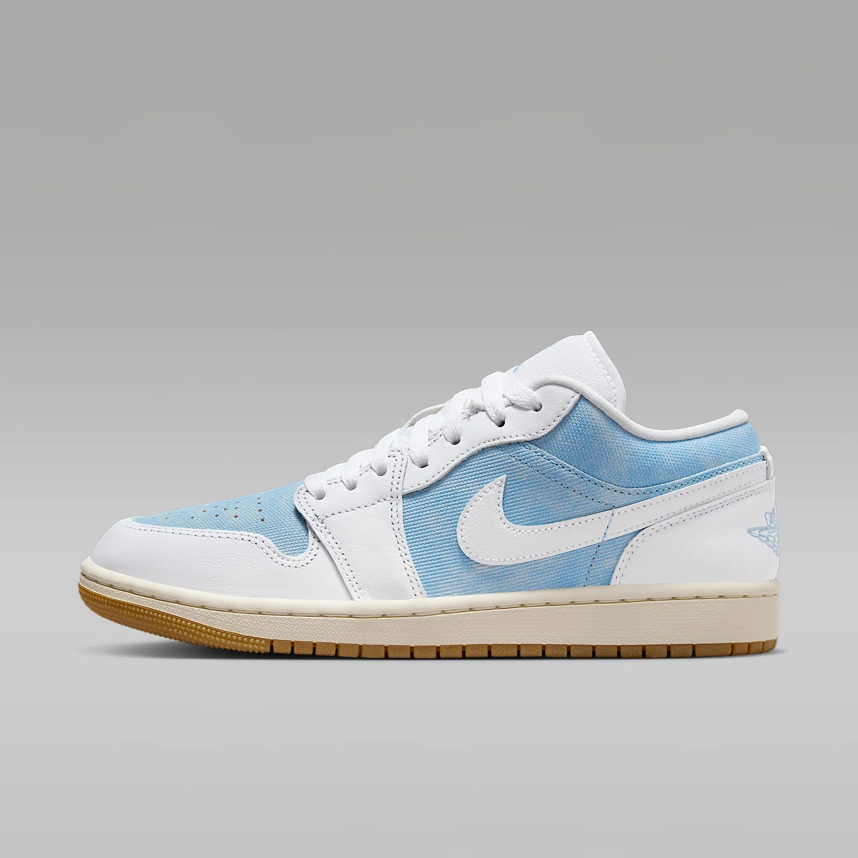 9CB5C3_Air-Jordan-1-Low-SE-WMNS_DENIM-WORN-BLUE_HQ2004-400_img0